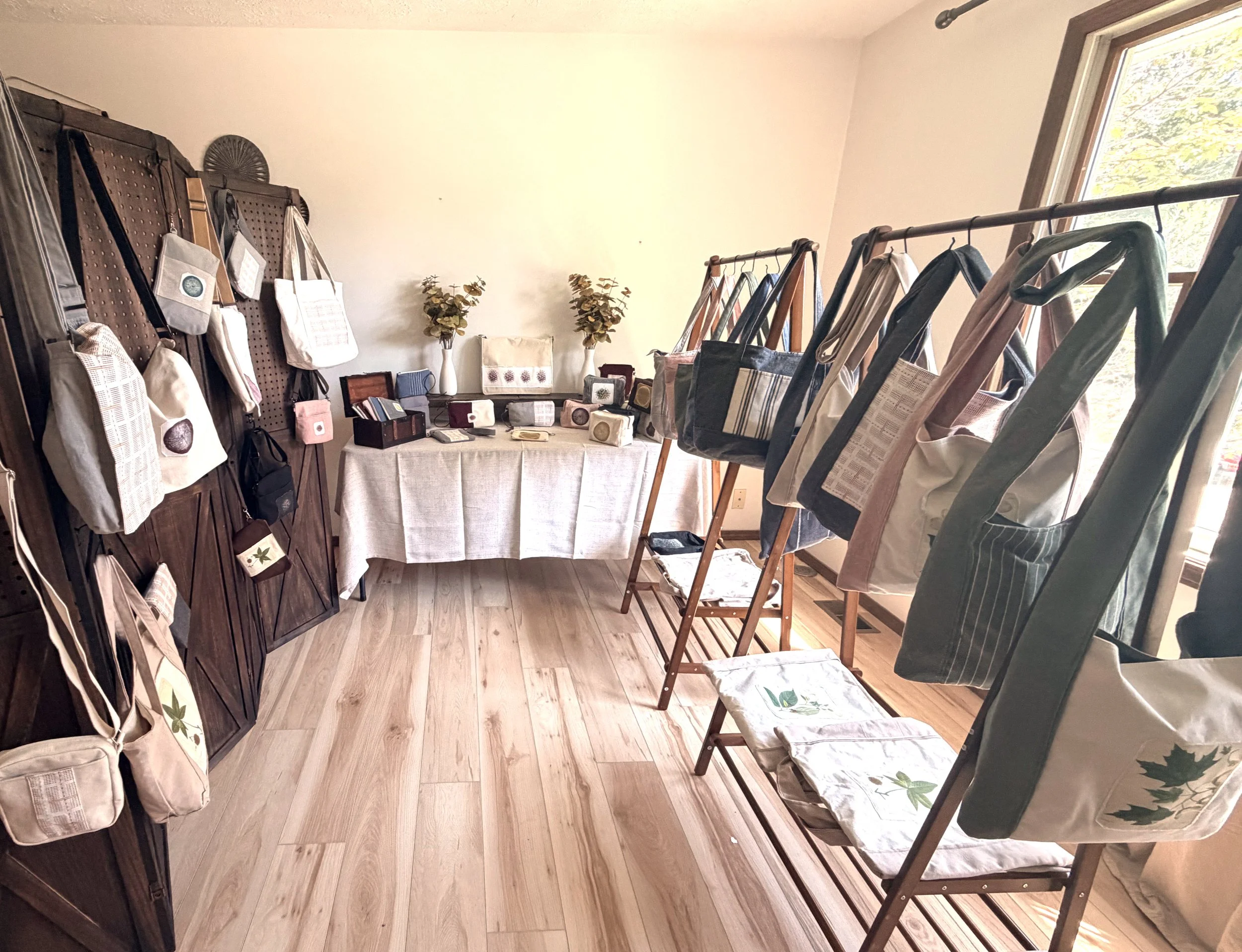 booth3.jpg