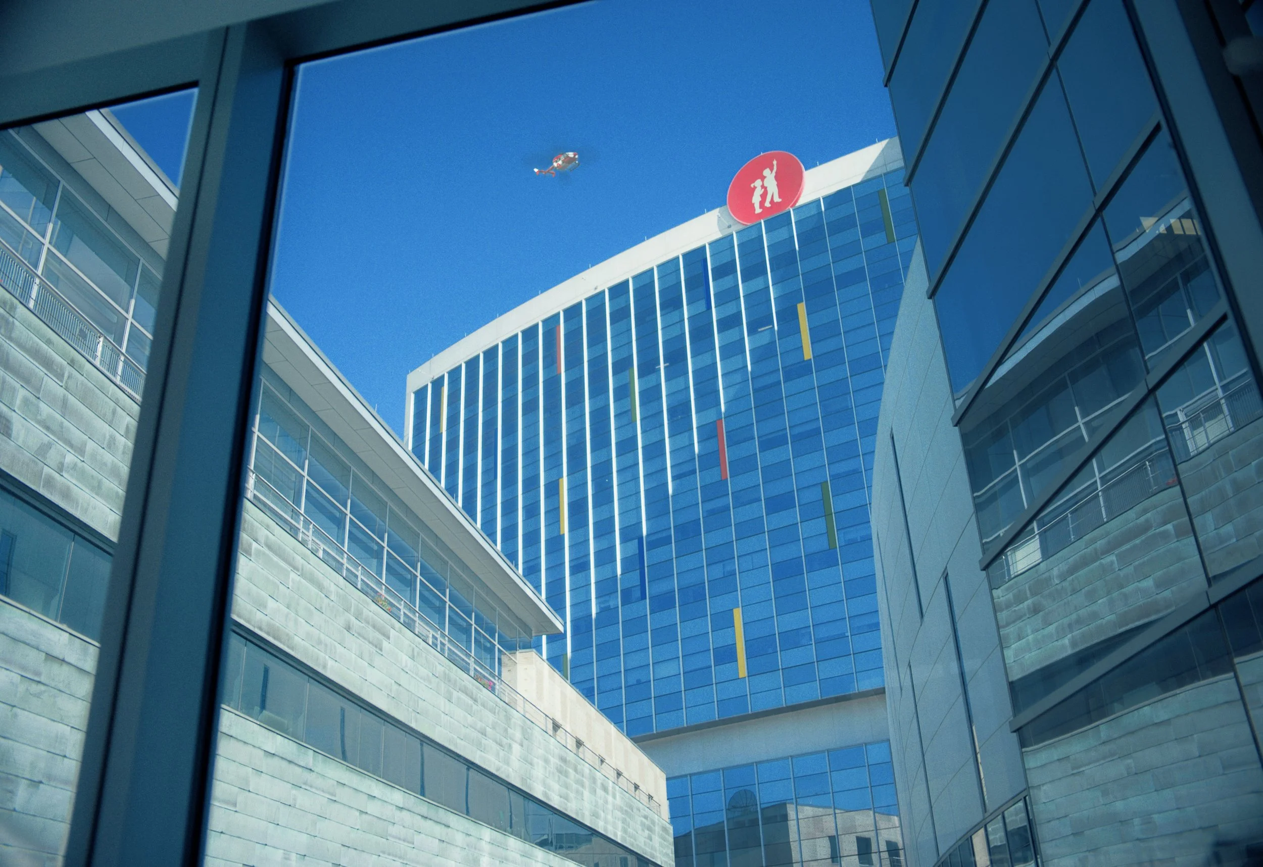 WORKSEQ_CHILDREN'S HOSPITAL_OPEN GATE_CONFORM.00_01_59_08.Still030.jpg