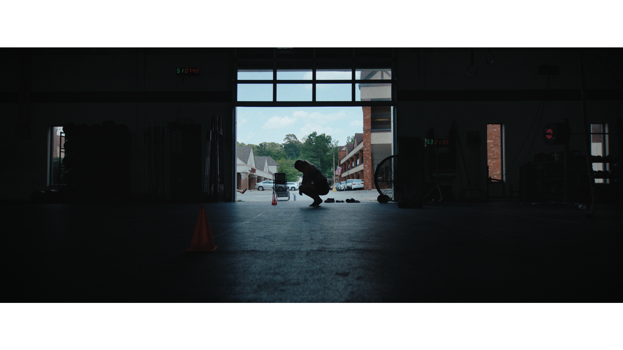 WKSQ_SYD_01.00_00_12_23.Still009.png