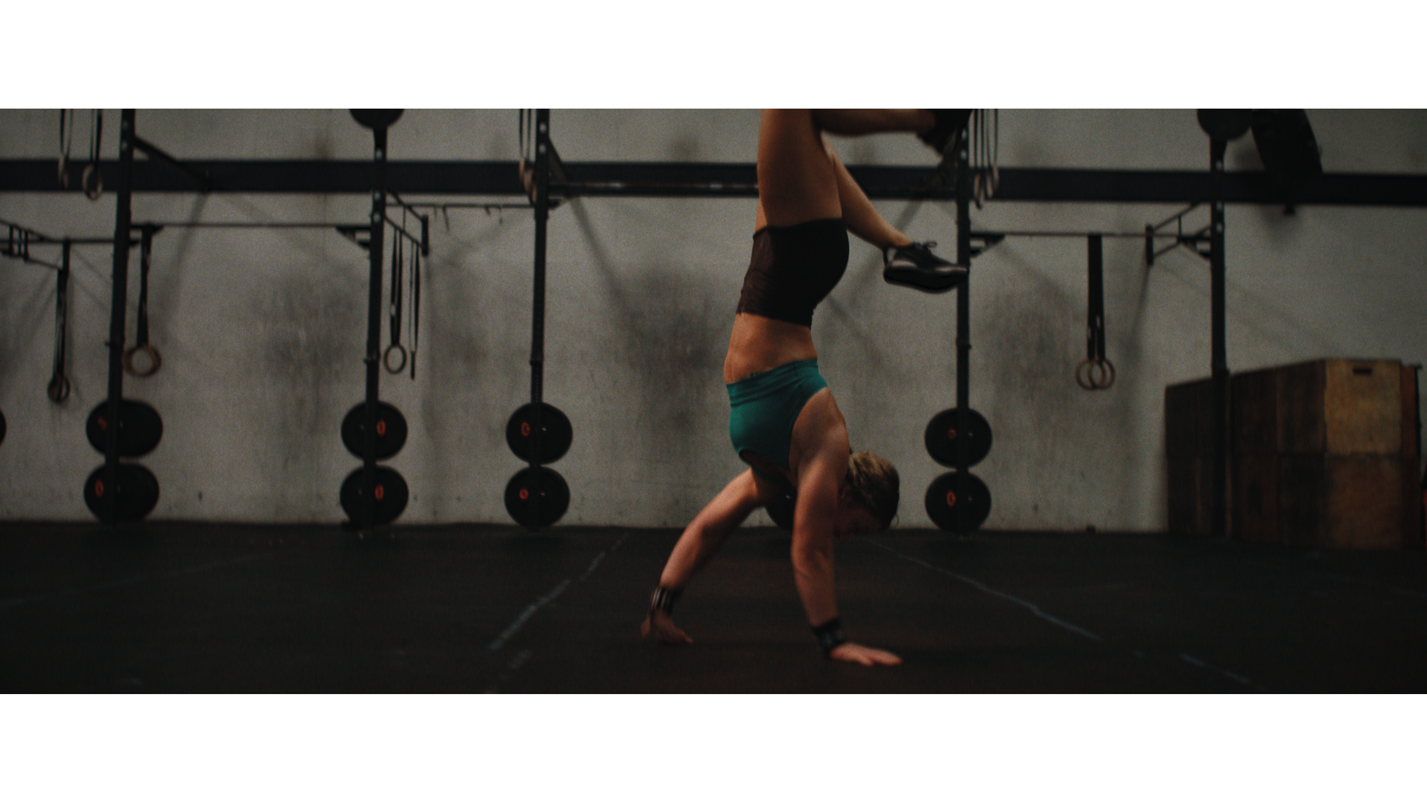 WKSQ_SYD_04.00_01_18_05.Still026.png
