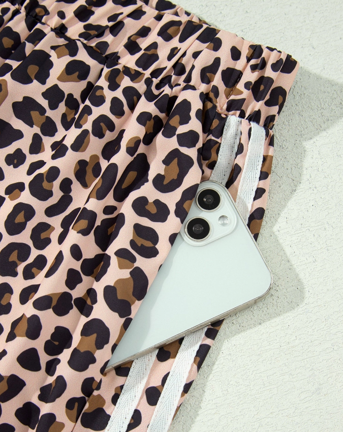 leopard wide leg pants pockets.png