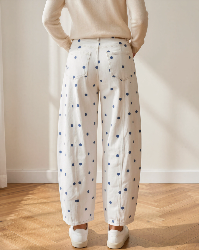 blue polka dot barrel pants back.png