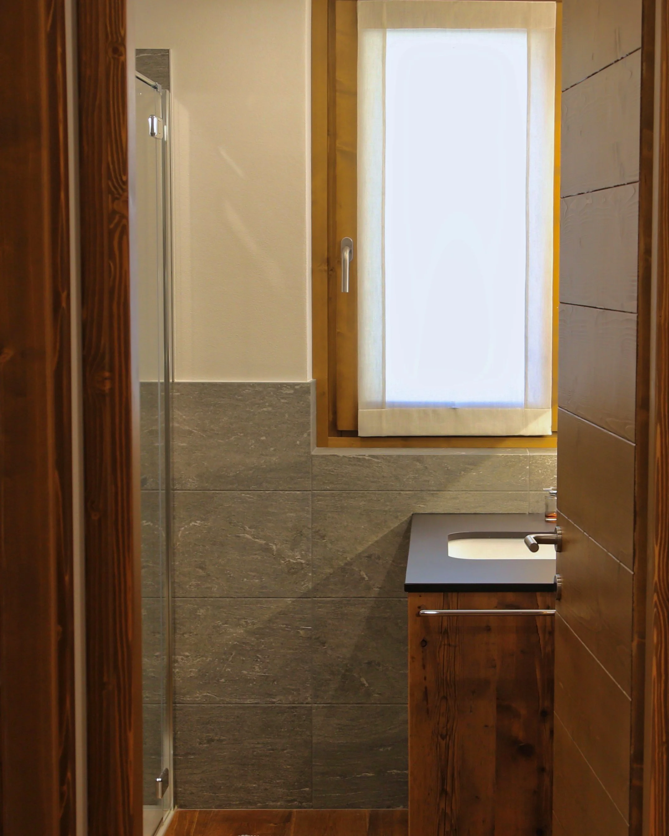 VISIONE URBANA_ANDREA TURCONI_BATHROOM.jpeg