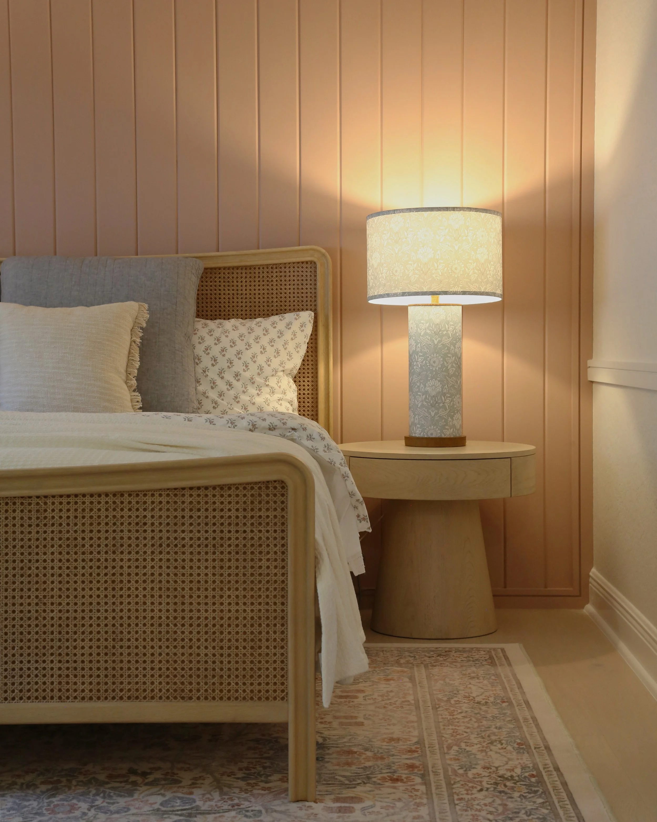 visione urbana_pink bedroom.jpeg