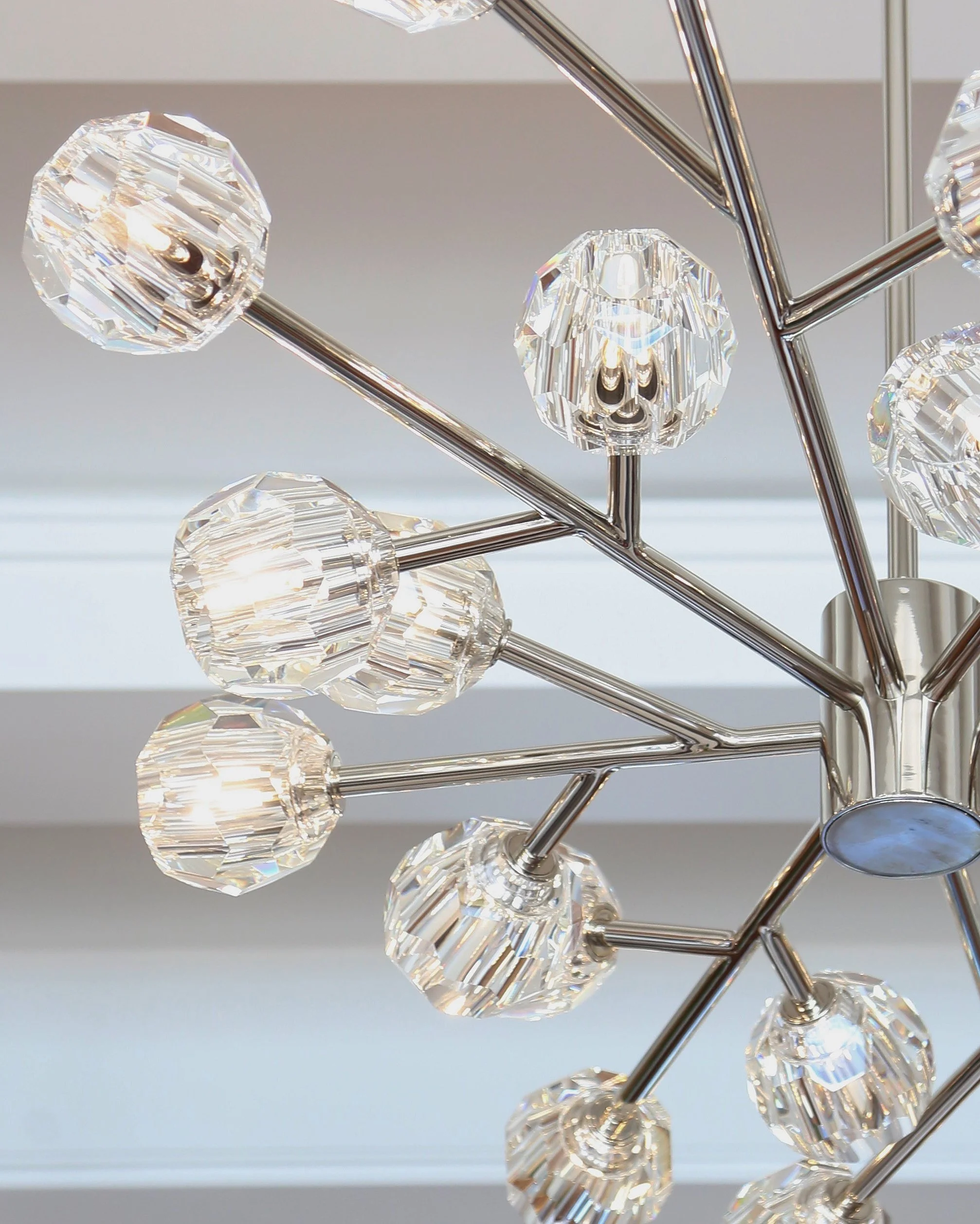 VISIONE URBANA_TURCONI ANDREA_CHANDELIER.jpeg
