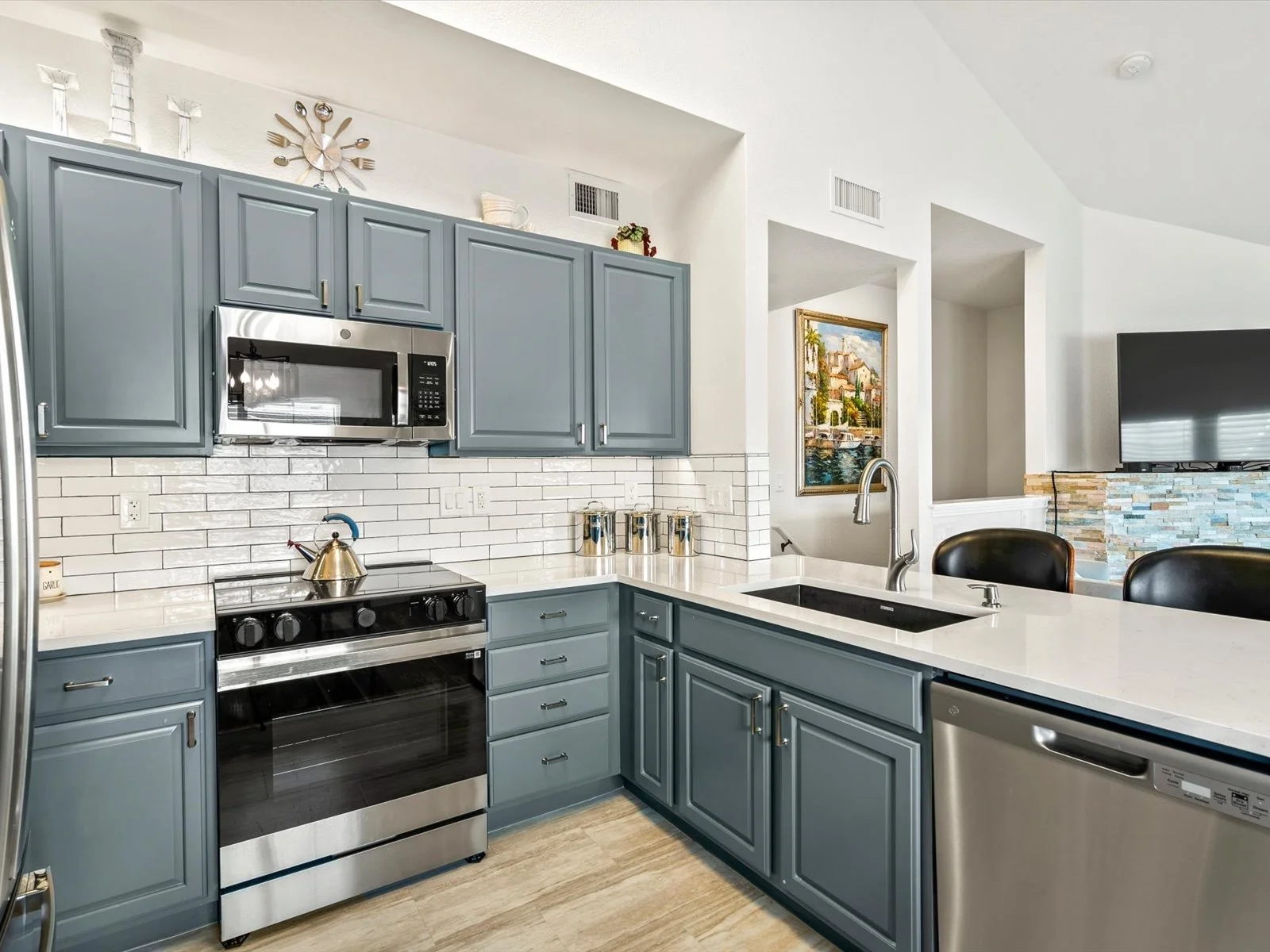 9306 S Amison Circle UNIT 202