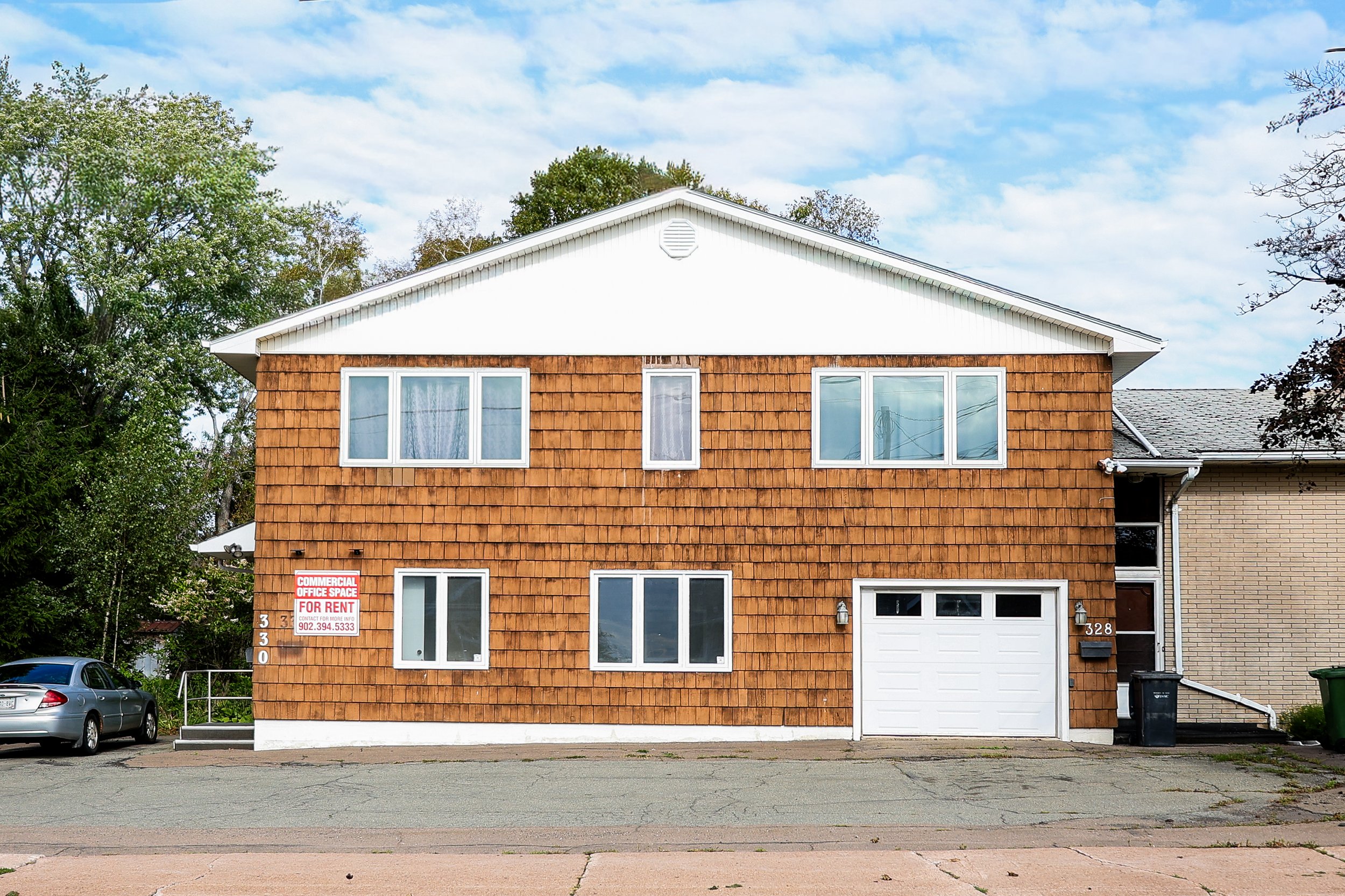 330 North River Road