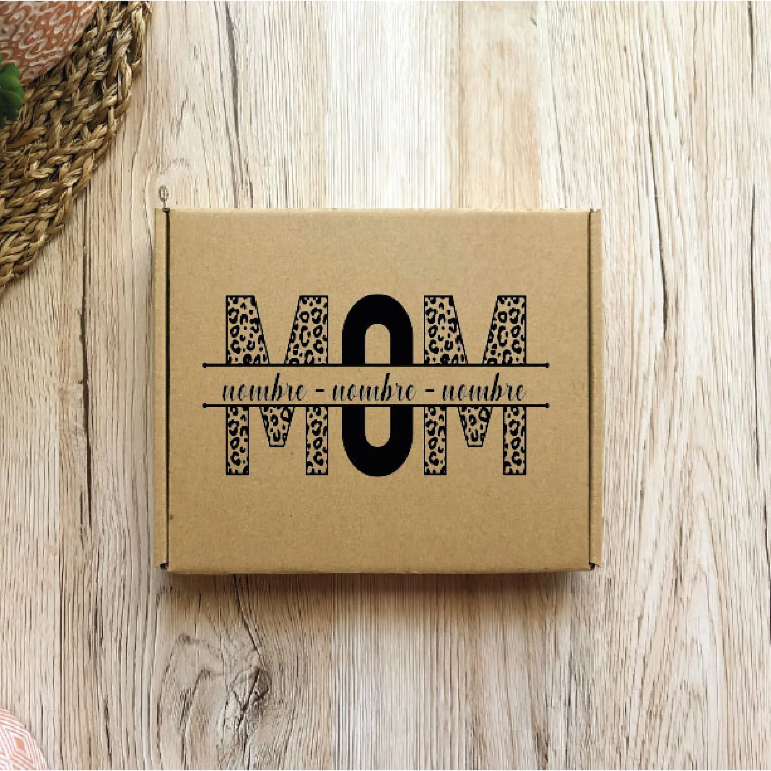 Caja kraft Mom (Nombre)