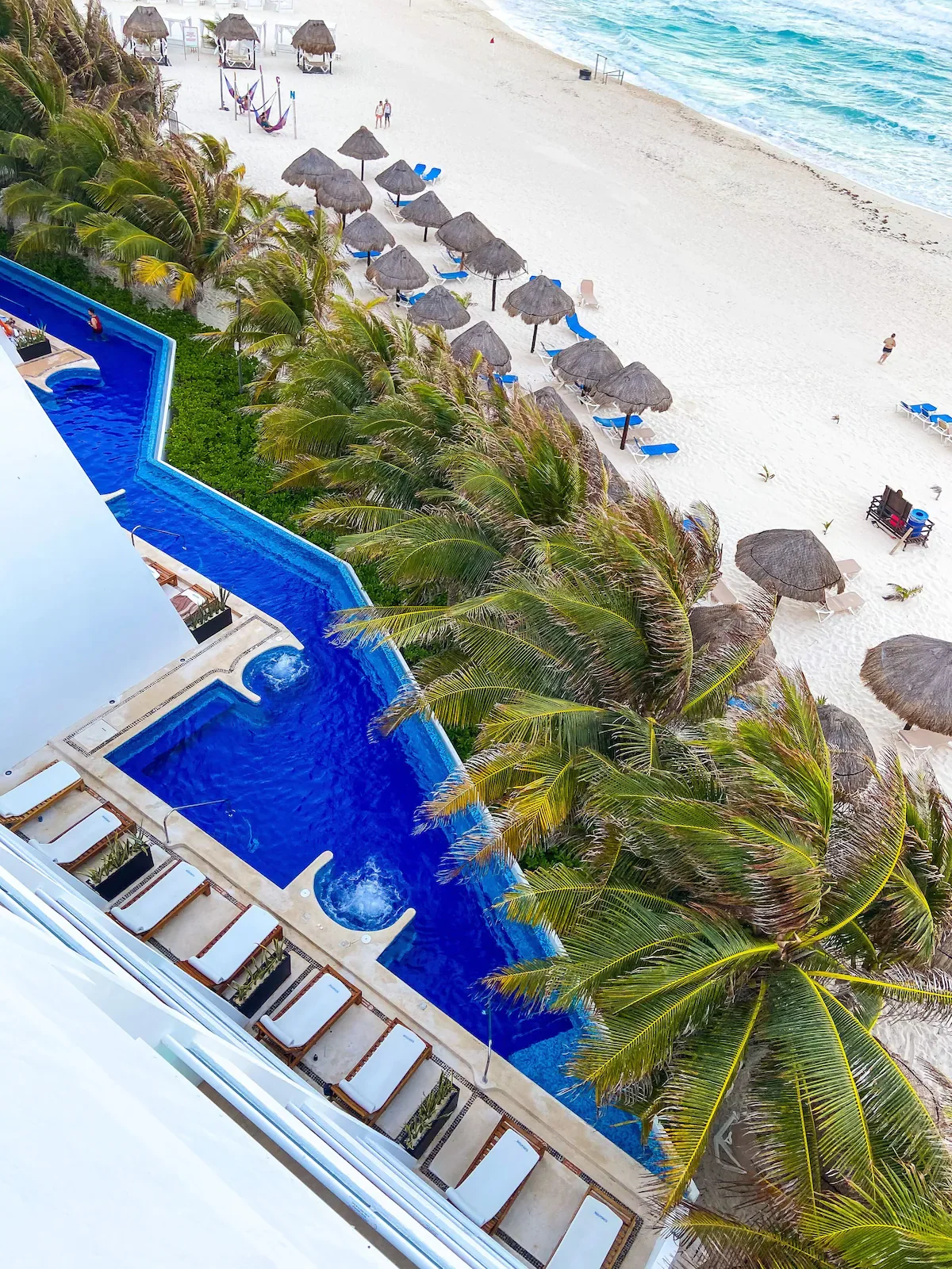 Flamingo Cancún Resort