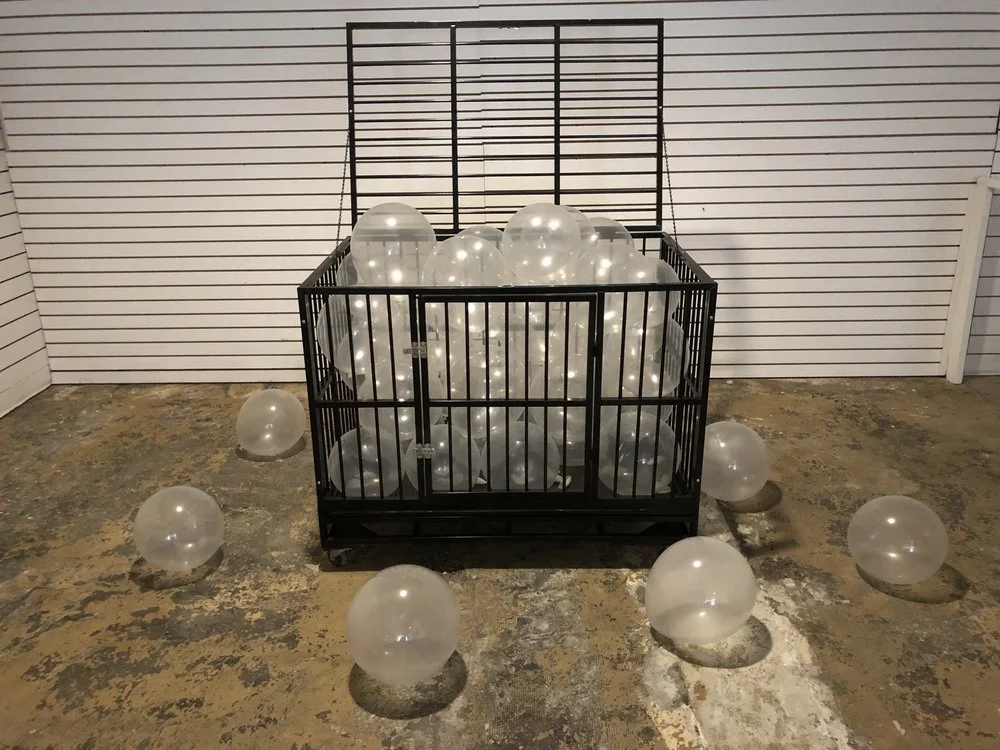 The Breath of Many
Installation Stage 1
Dimensions Variable

El aliento de muchos
Instalación Fase 1
Dimensiones Variables