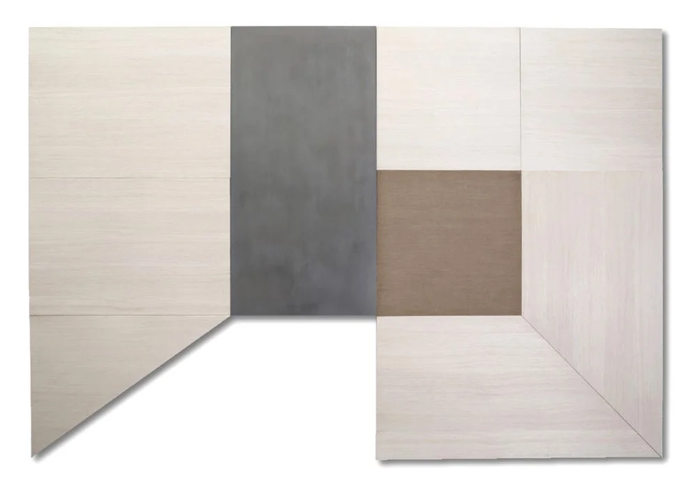 White Room I, 2016
Egyptian Wood Laminate, Linen and Lead on Wood

139” x 94”

Cuarto Blanco l, 2016
Chapa de madera egipcia s/mdf montada, Lino y Plomo sobre Madera
352 cm x 240 cm