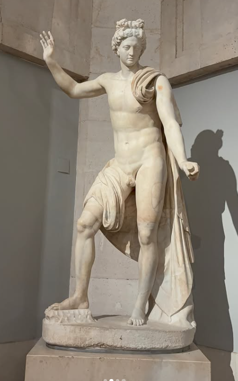 El Dios Apolo, Dios del Sol ☀️
Museo Del Prado Madrid
“Taller romano
Apolo
Siglo II d. C. Mármol
Sólo el torso de esta estatua colosal es antiguo.
Representaba, tal vez, a un héroe como Aquiles o un dios como Dioniso, o podría retratar a un emperador