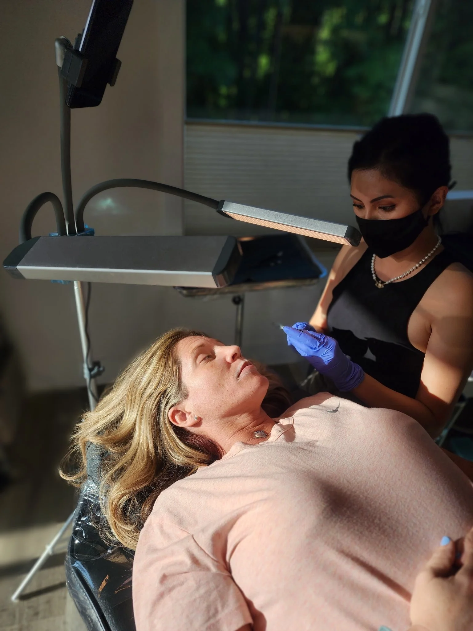 How to Choose a Permanent Makeup Artist