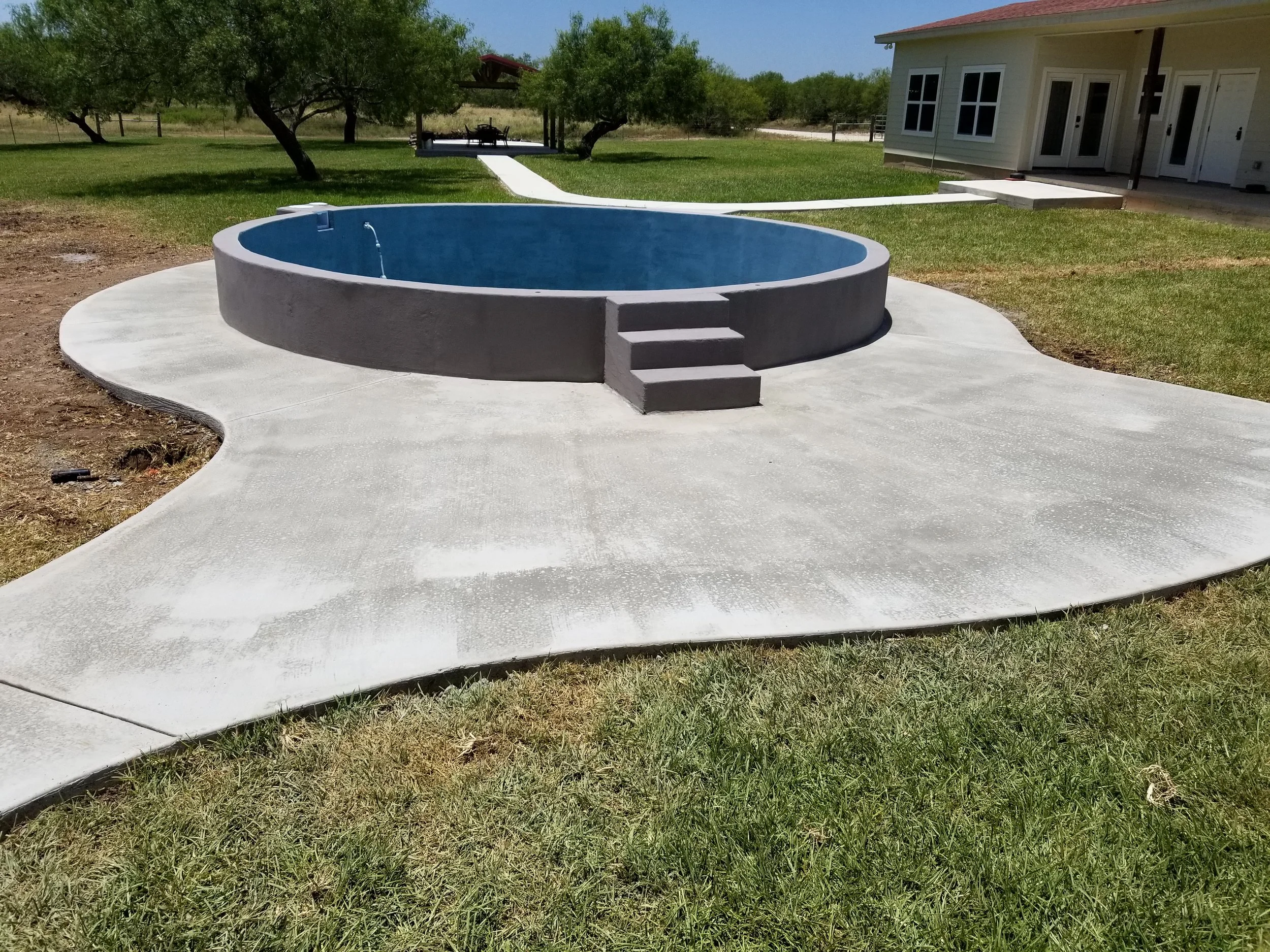 BASIC NO STAMP BROOMED FINISH 20FT. 
