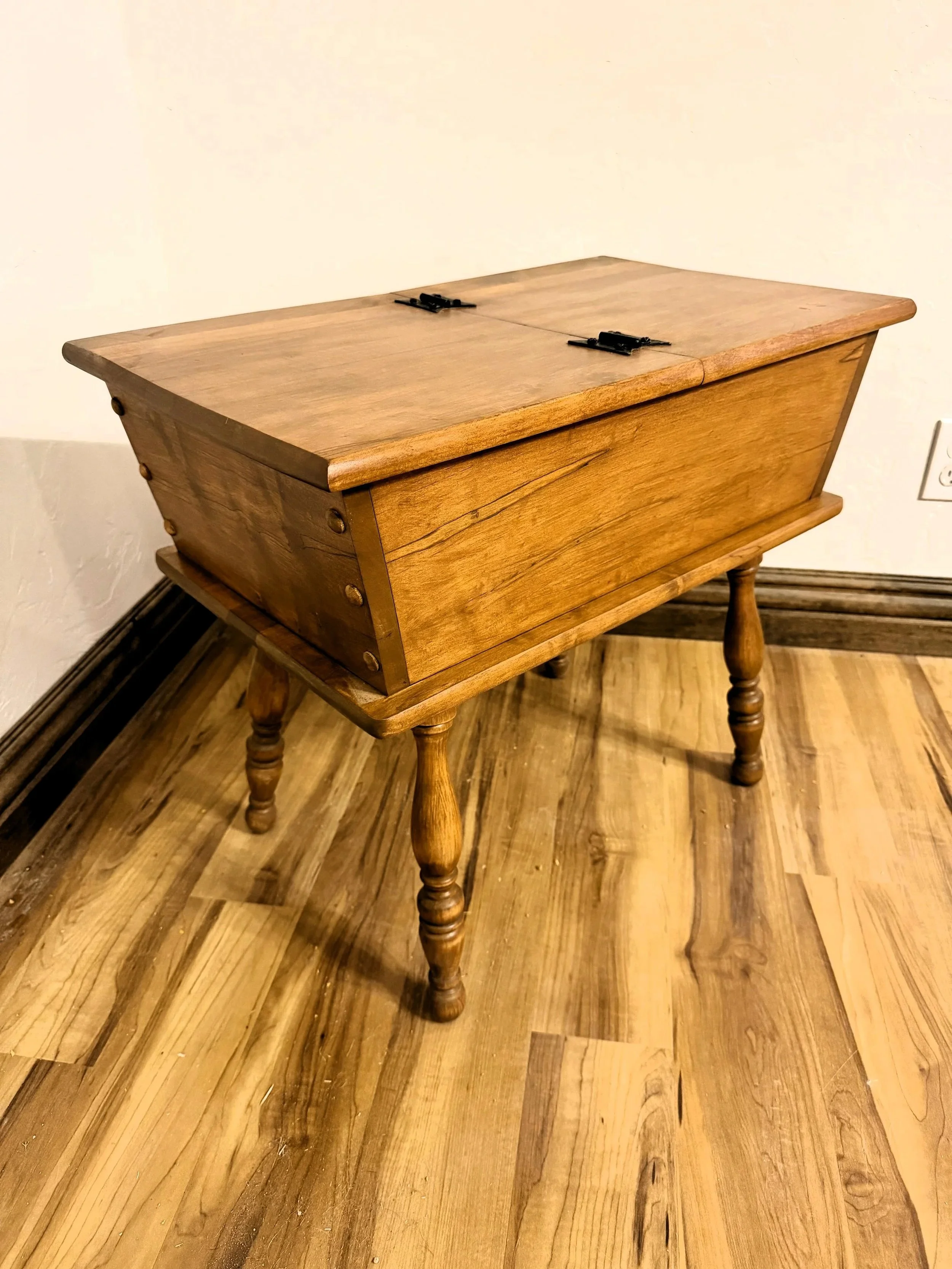 Mom loved her Early American Bread Dough Box, but after moving from Ohio to Michigan to Idaho since the 1960s, it got a bit battered up.  Jeff refinished the maple exterior to its original beauty.  