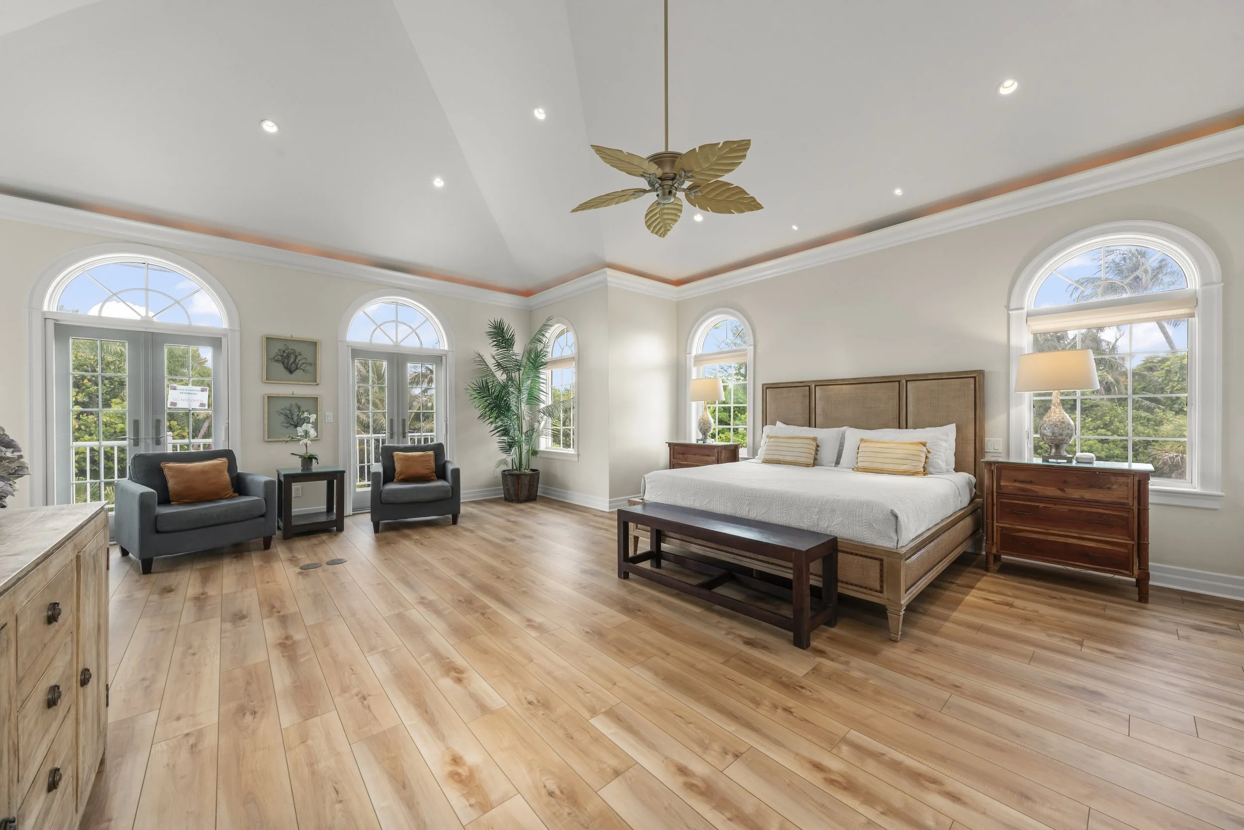 4 Primary Bedroom 1a.jpg