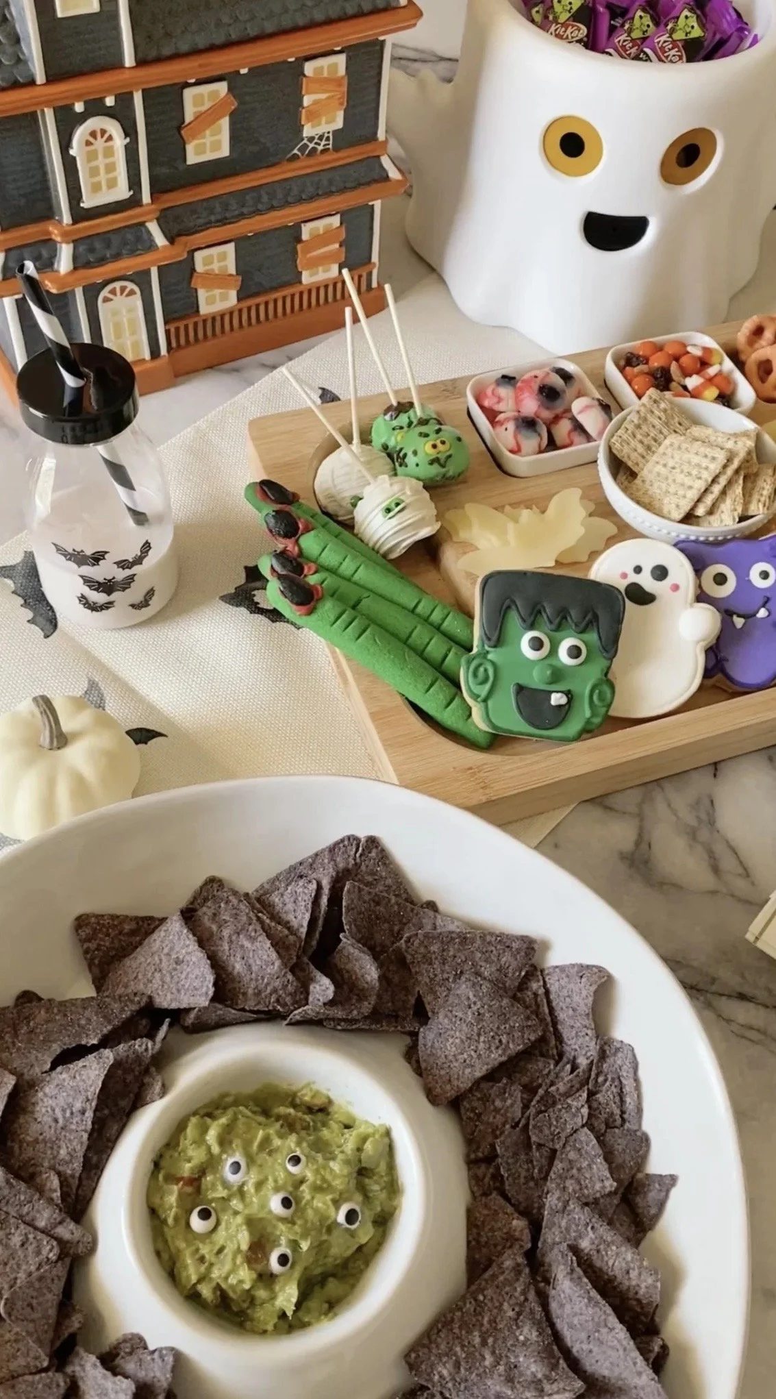 Spooky Halloween Snack Board 