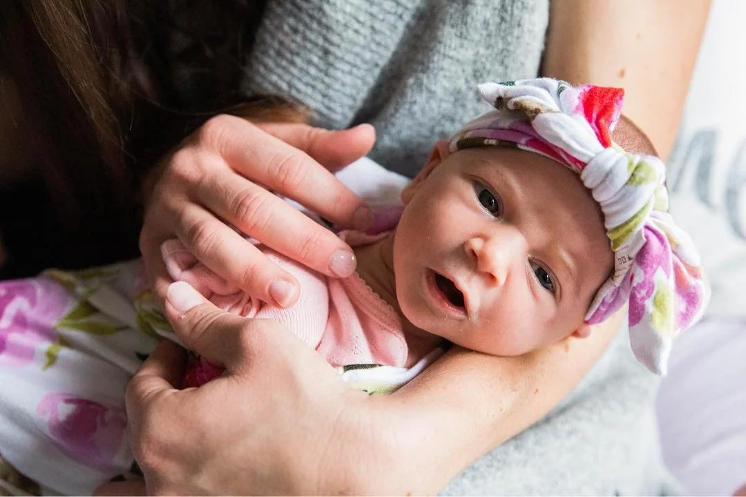 Hey there, cutie pie! .
.
Now booking 2019 Newborn Sessions!! I can't believe how quickly the year is filling up - and it's only January! So I thought I'd throw this little note out there and let you know that I still have a few newborn sessions open