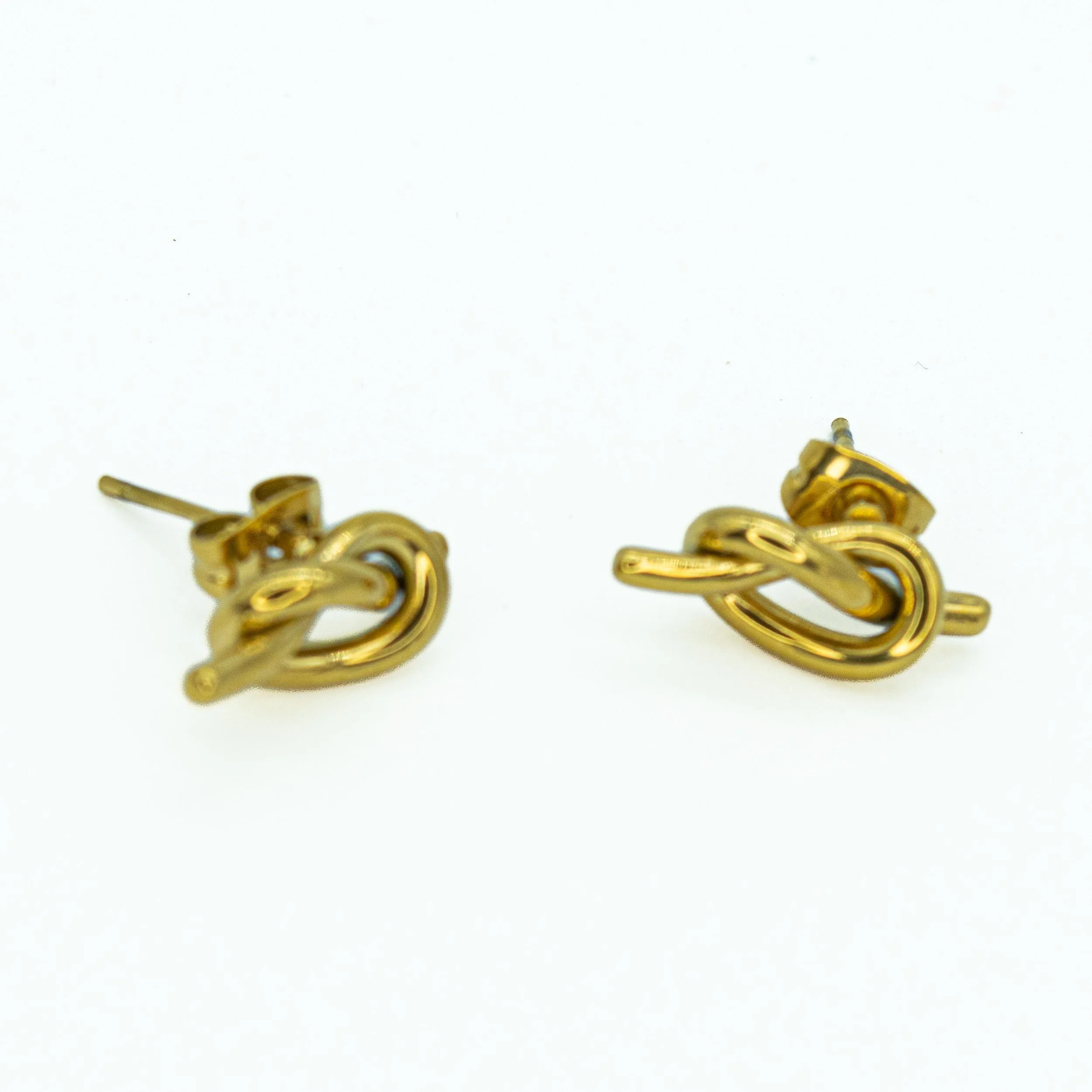 Aretes Nudo