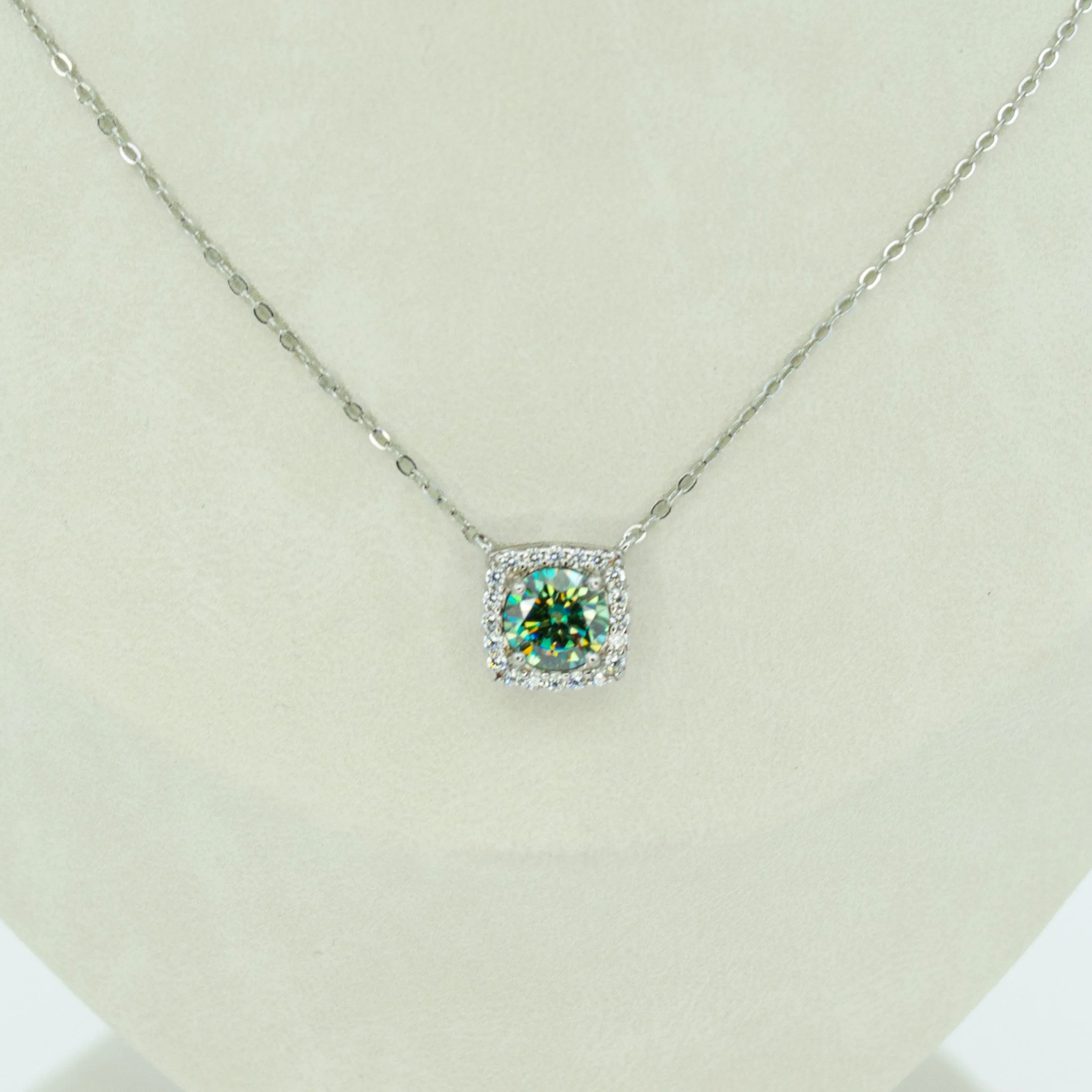 Collar Cygnus