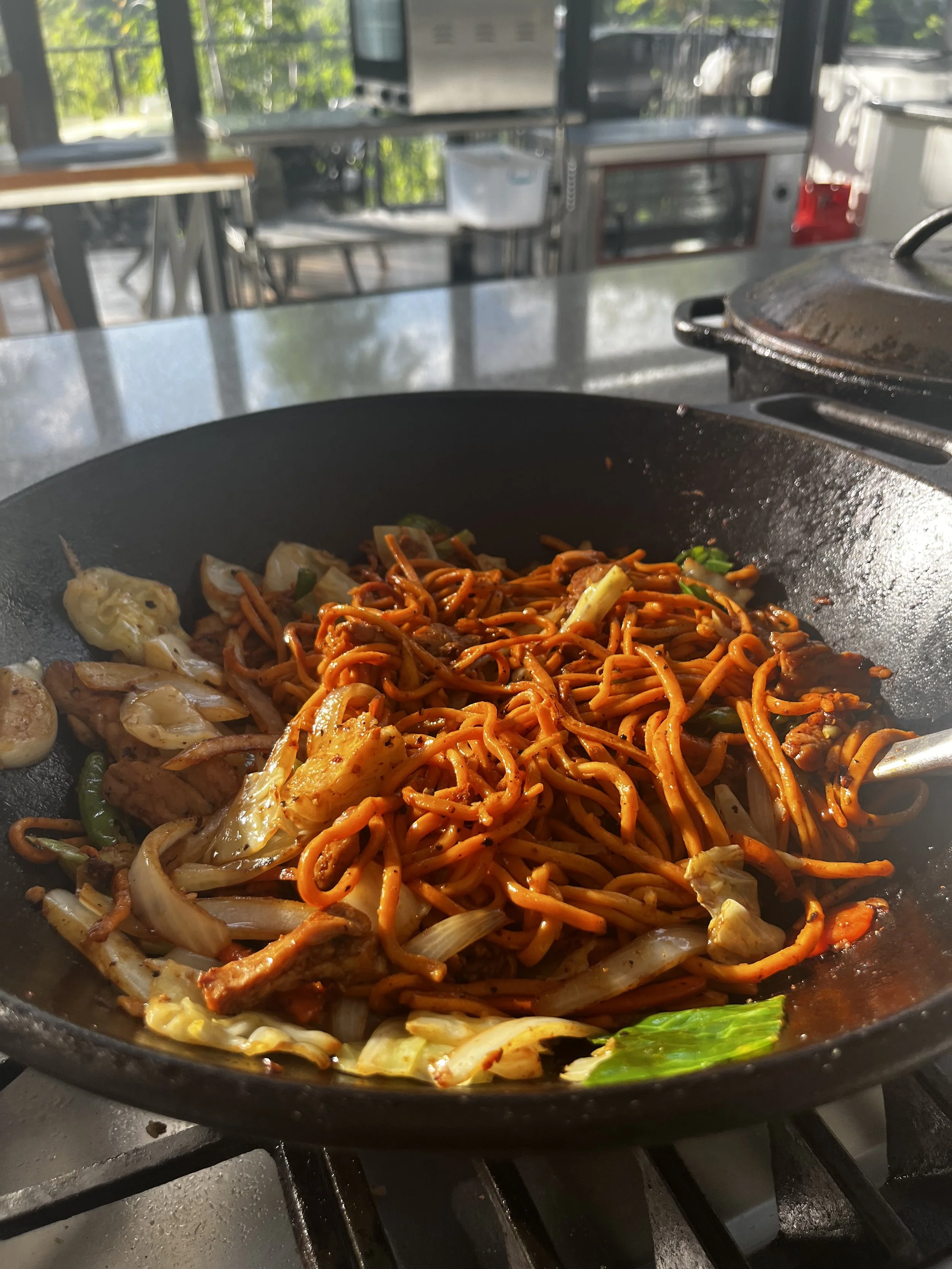 Aromatic Lemongrass & Garlic Egg Noodles