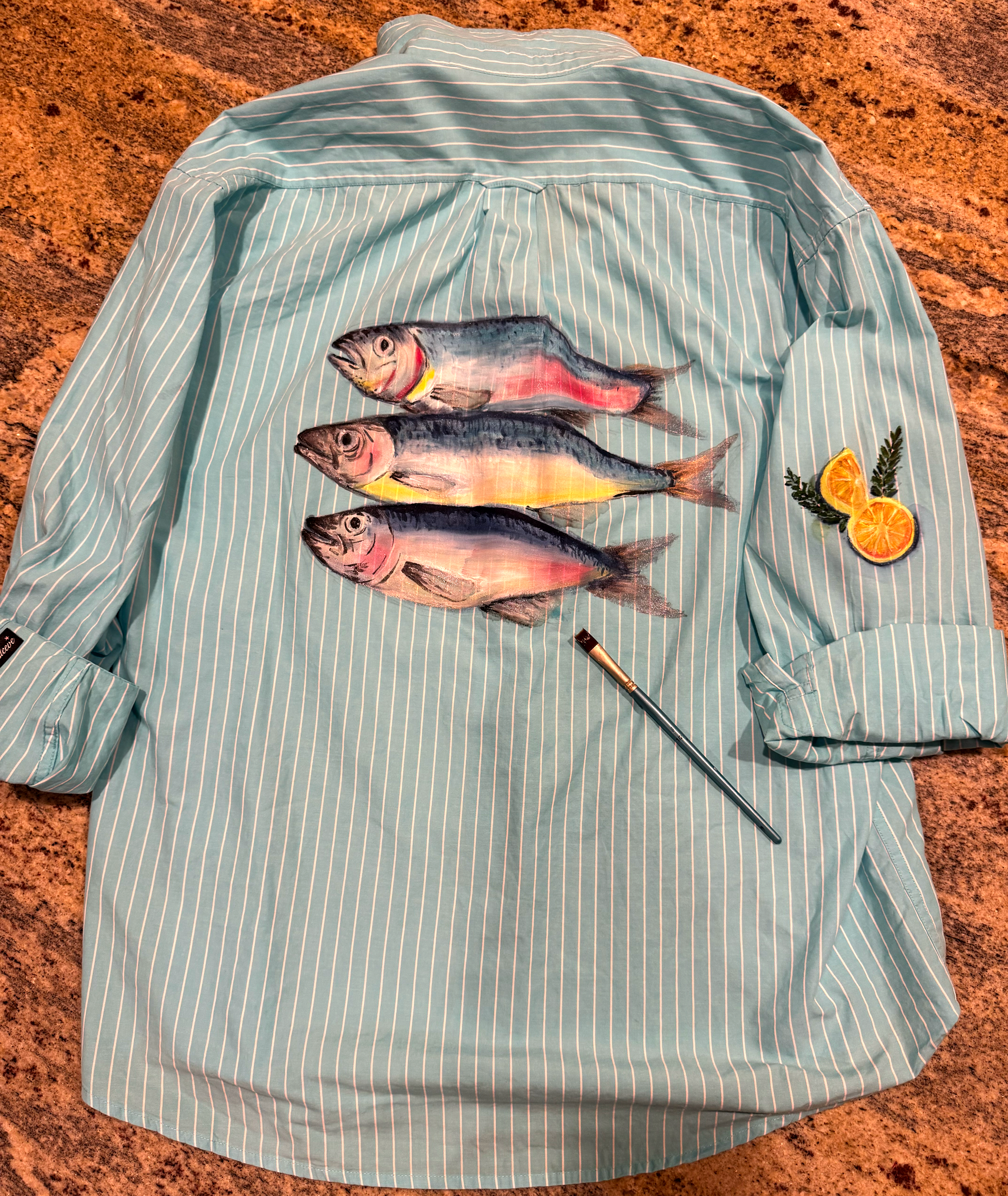 fish-teal-stripe-flat.png