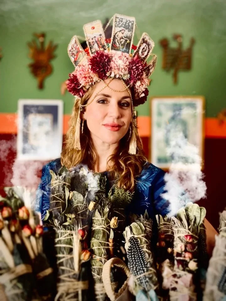 👁️🔥RITUAL ARCANO 🌿💎 Ritual mineral e b&ocirc;tanico fundamentado nos Arcanos do Tarot &amp; consagrado na energia de Ossaim e dos Quatro Elementos.

O Ritual Arcano nasceu do encontro entre 3 linguagens simb&oacute;licas: o Tarot, o reino bot&aci