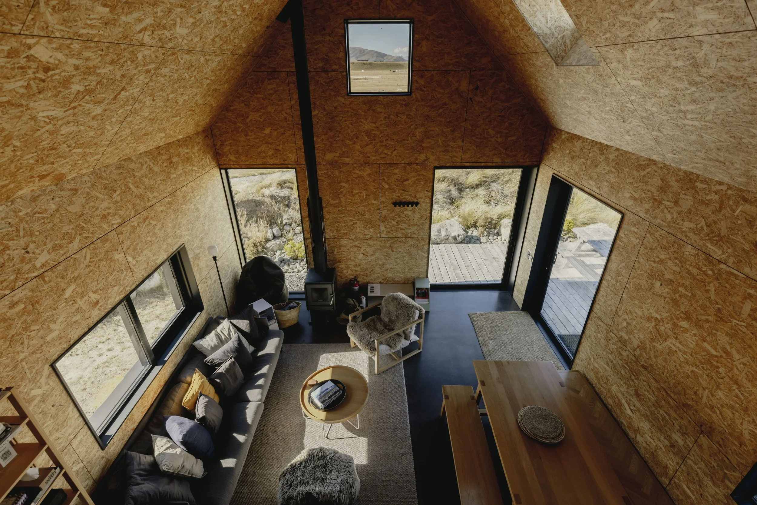 Ruataniwha Hut Cody and Elly-5.jpg