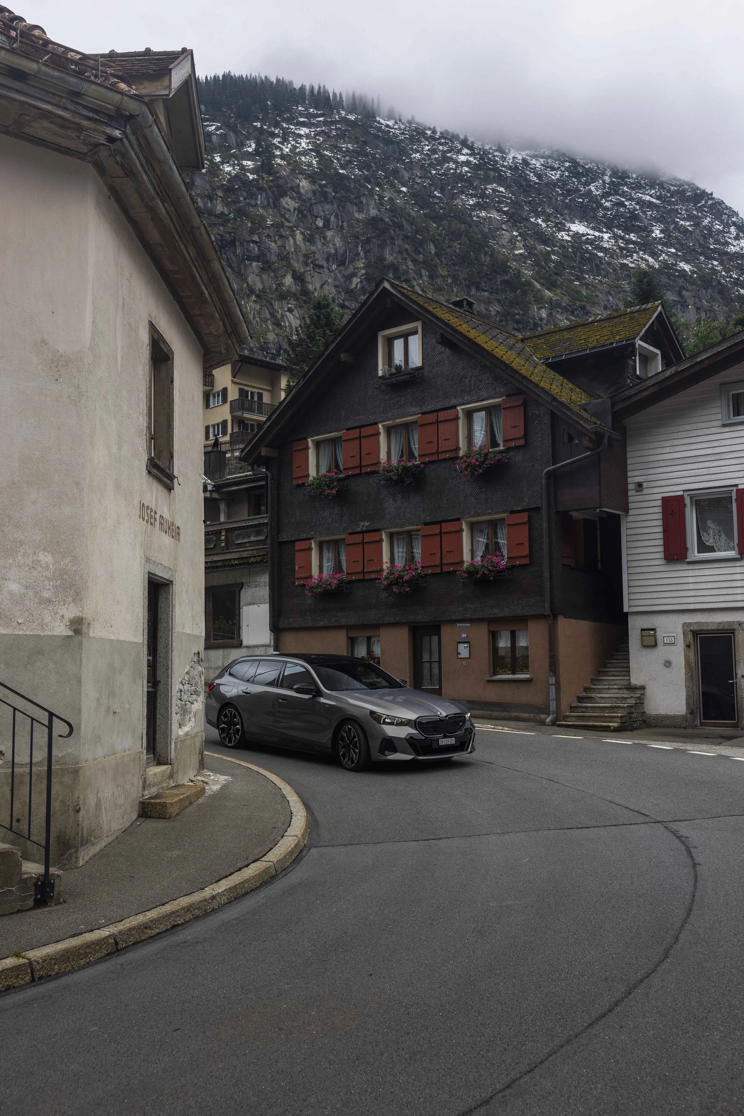 CodyBryce_BMW_Switzerland-7.jpg