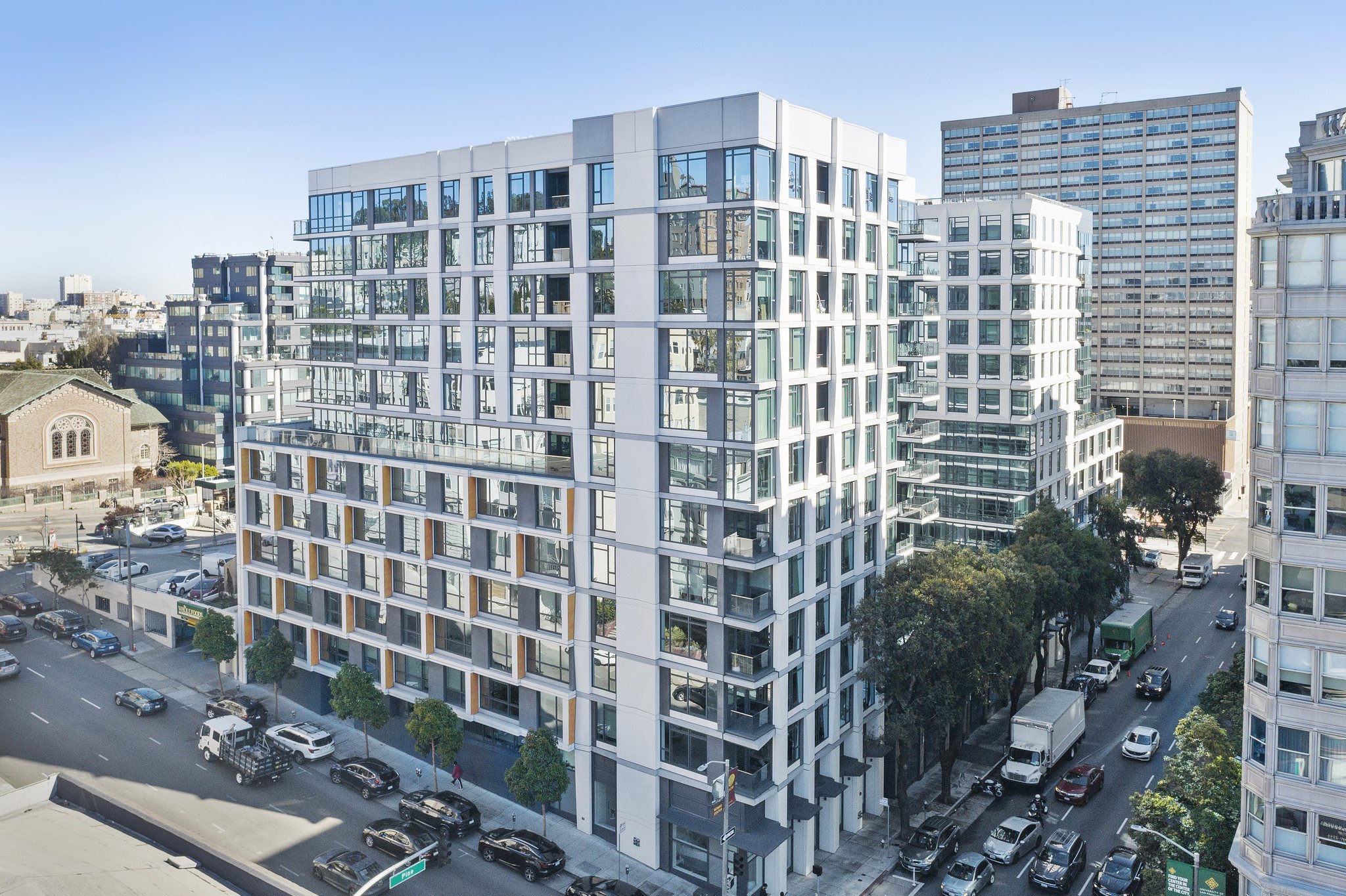 003-1688-pine-street-e903.53608.asl.003.web.jpg