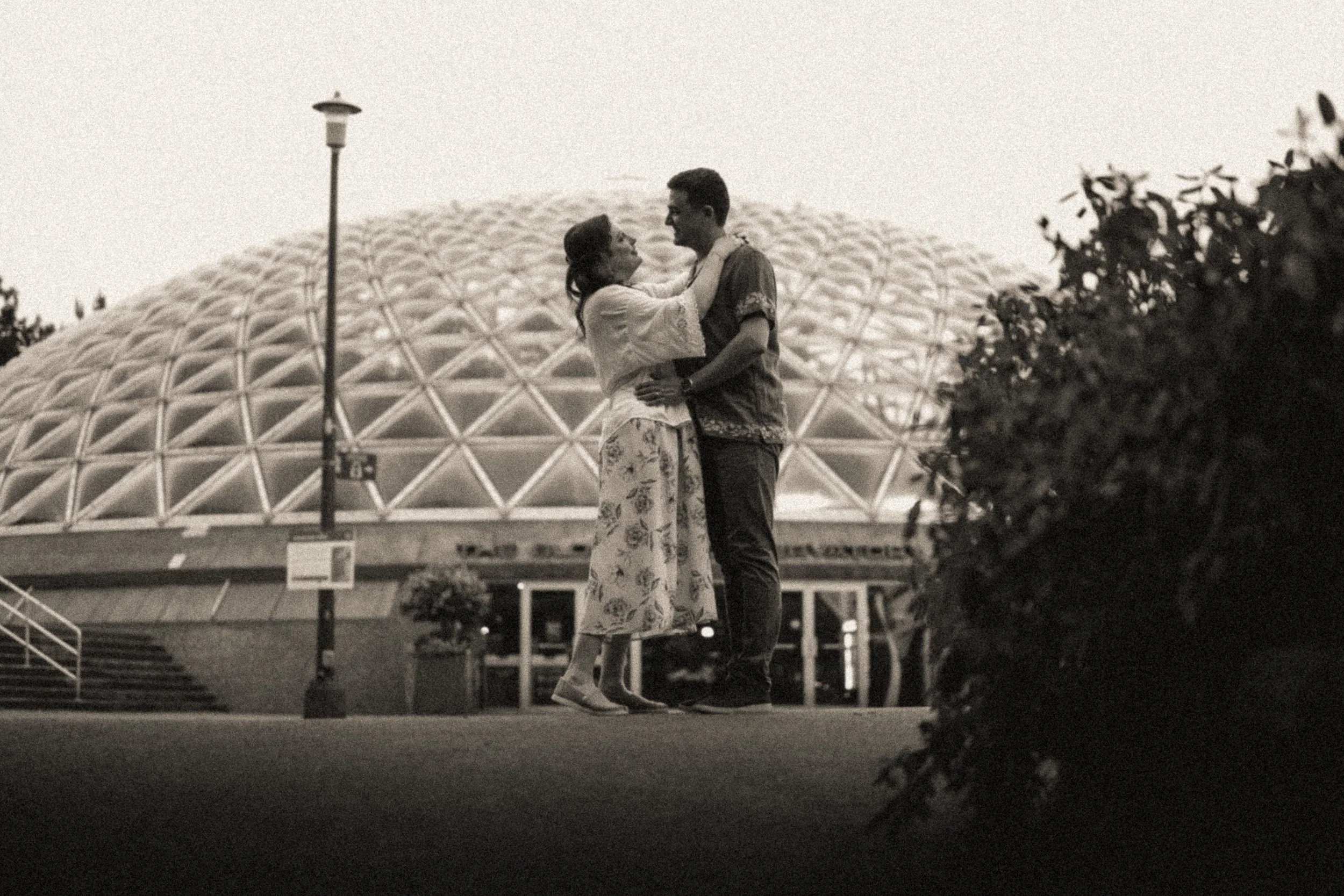 QueenElizabethPark_Engagement_Photographer-0092.jpg