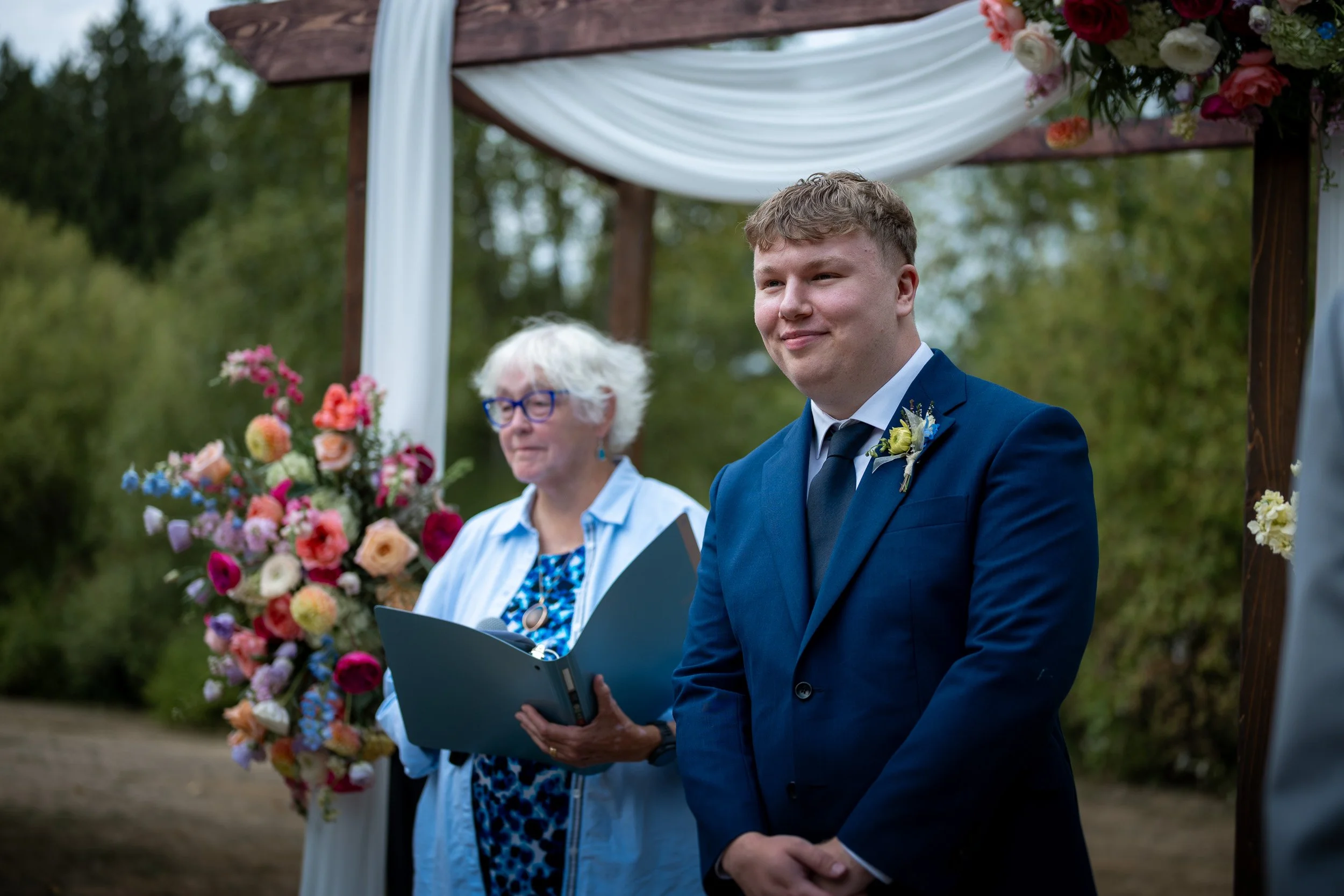QueenElizabethParkWedding_C-0037.jpg