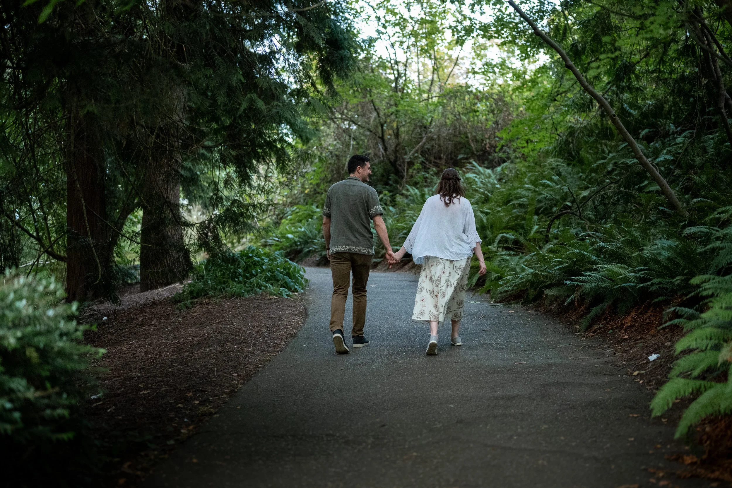 QueenElizabethPark_Engagement_Photographer-0060.jpg