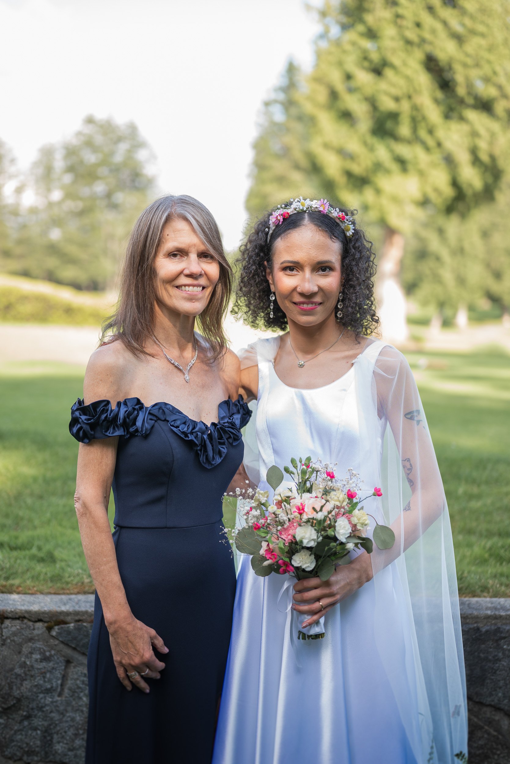 Seymour_GolfandCountryClub_Wedding-0110.jpg