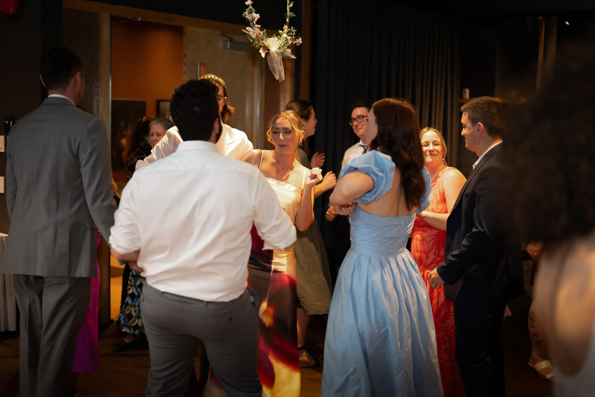 Seymour_GolfandCountryClub_Wedding-0390.jpg