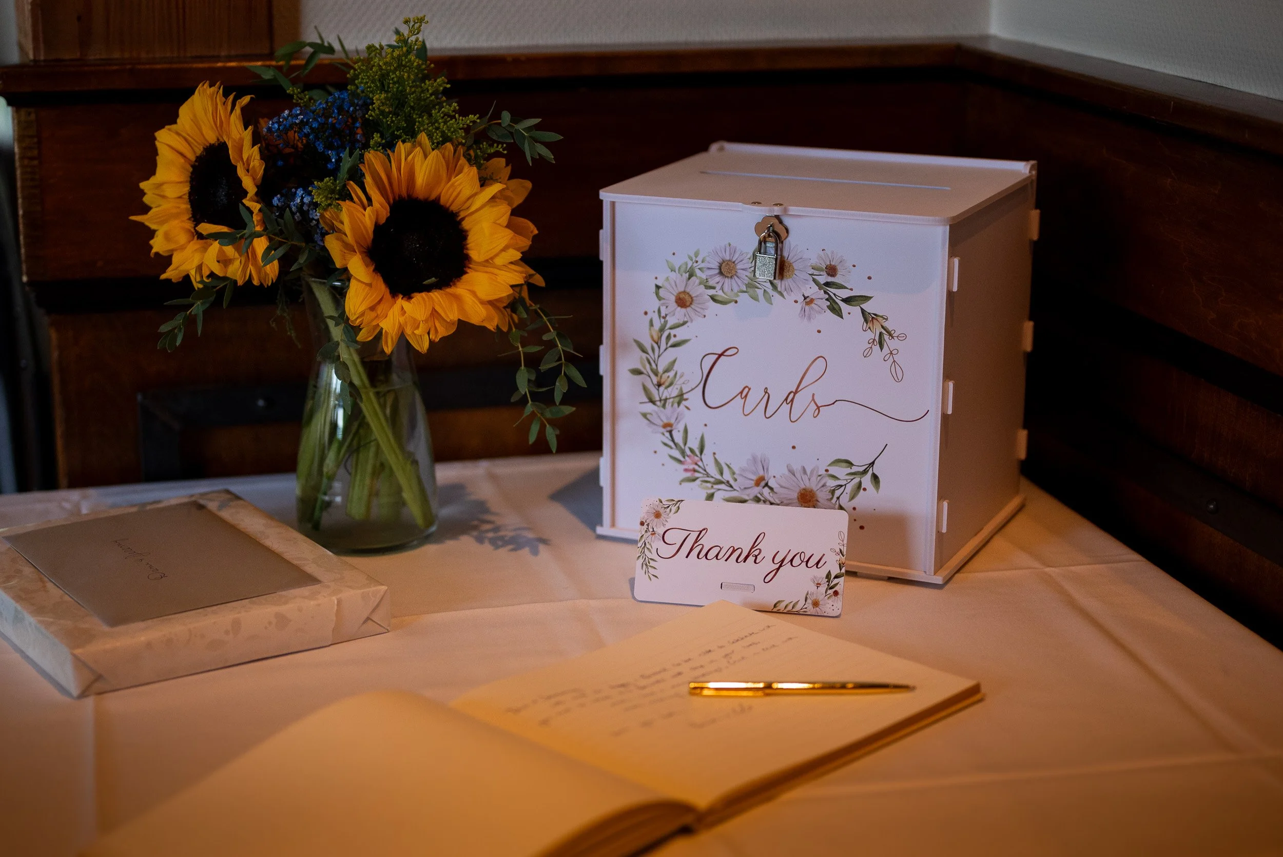 QueenElizabethPark_Wedding_R-0005.jpg