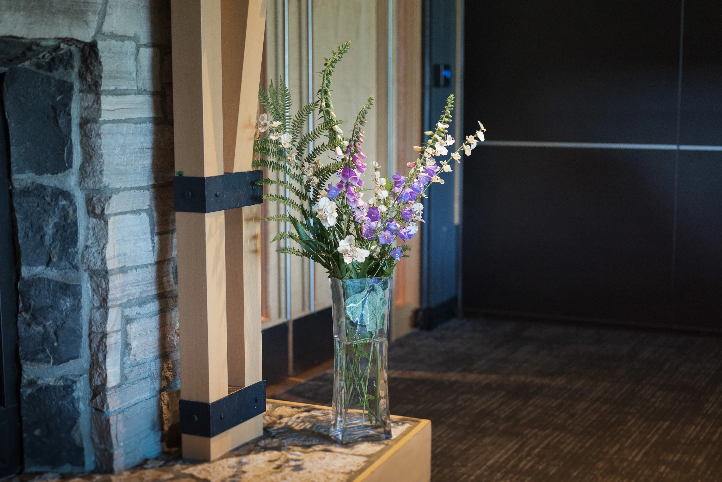 Seymour_GolfandCountryClub_Wedding-0026.jpg