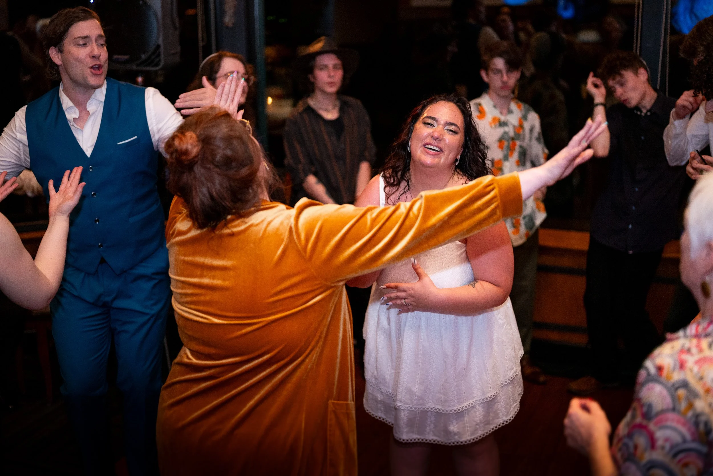 QueenElizabethPark_Wedding_P-0095.jpg