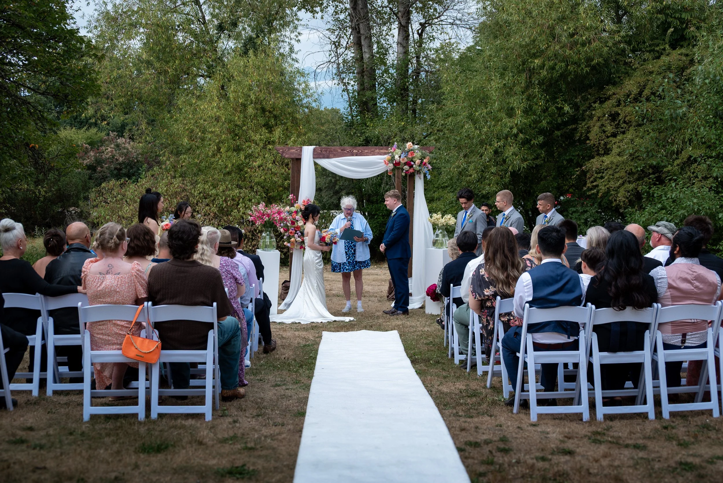 QueenElizabethParkWedding_C-0048.jpg