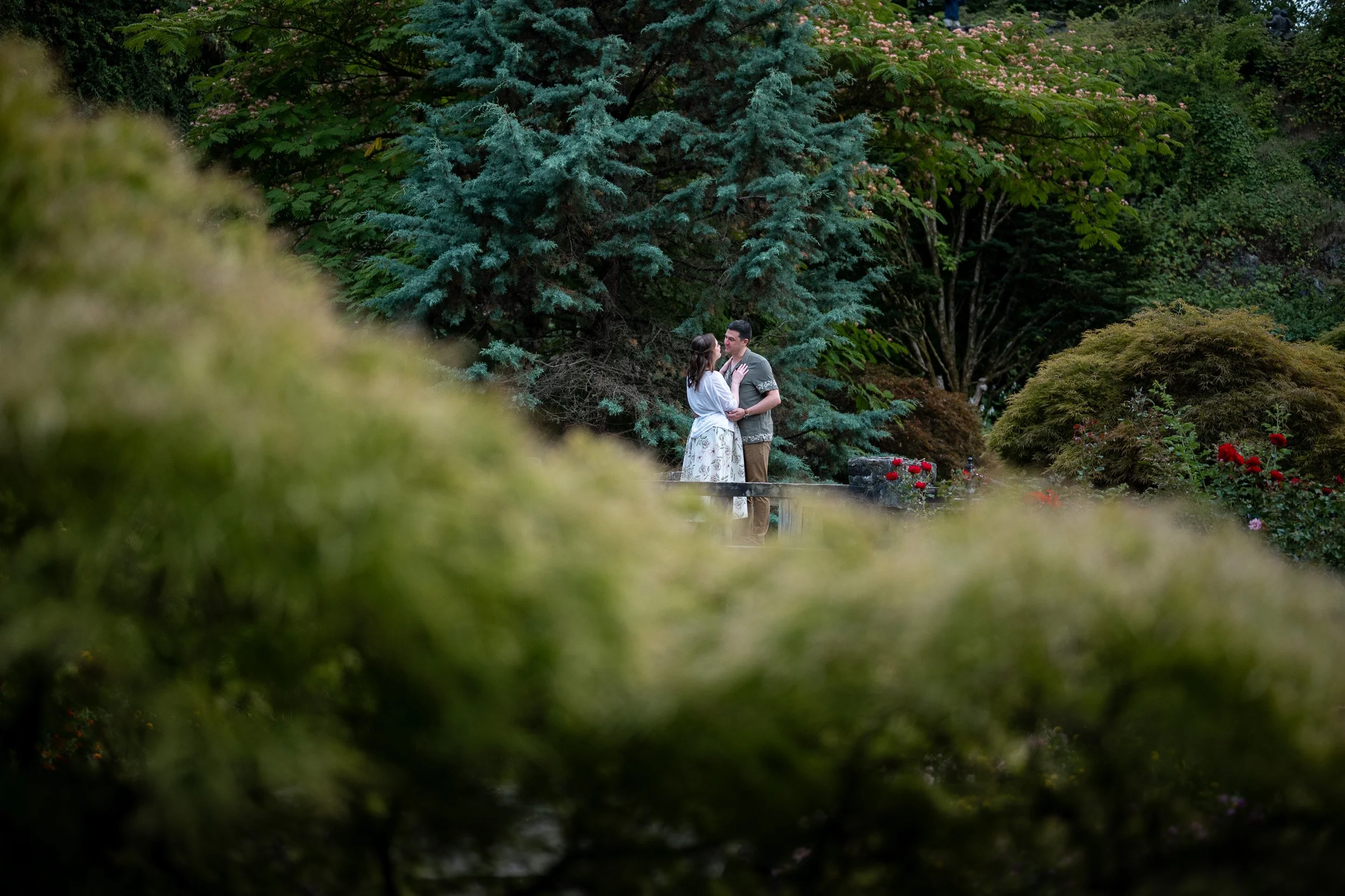 QueenElizabethPark_Engagement_Photographer-0066.jpg