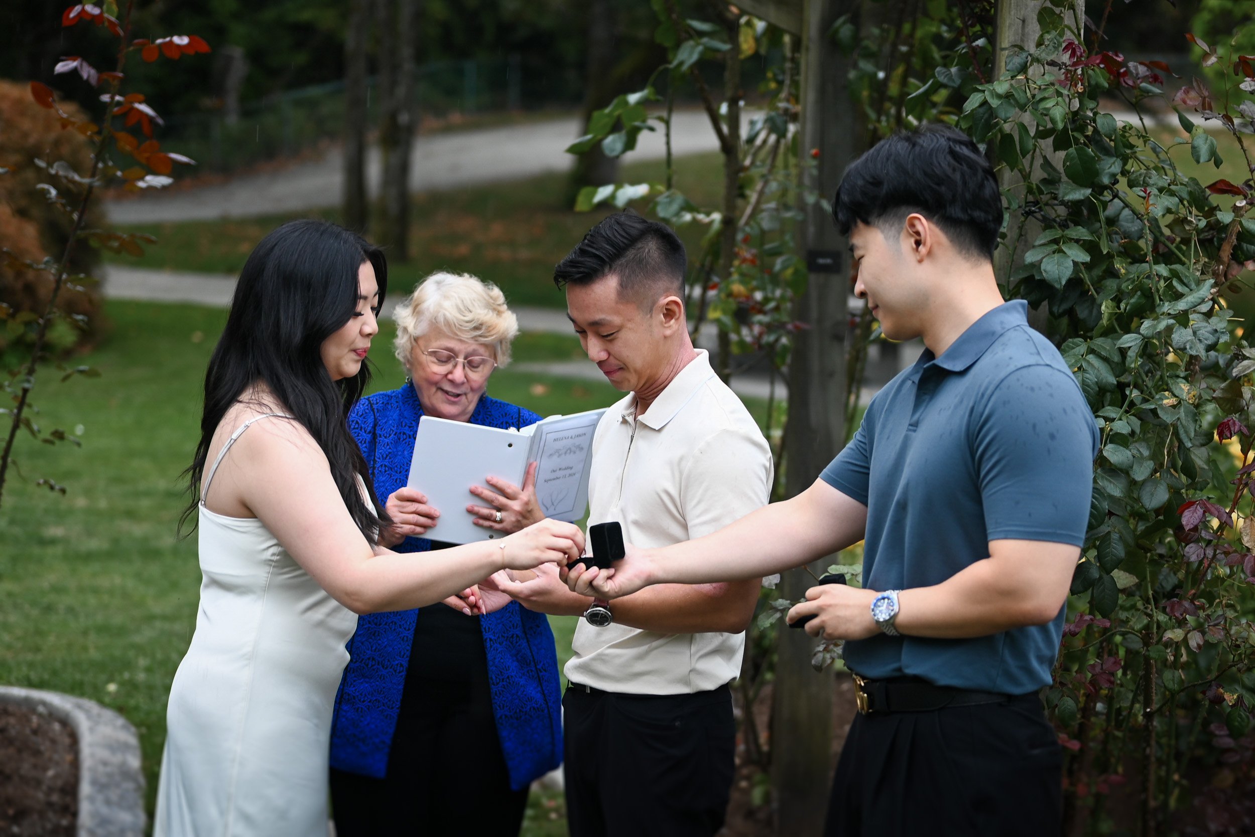 BurnabyMountain_Wedding_Elopement-0087.jpg