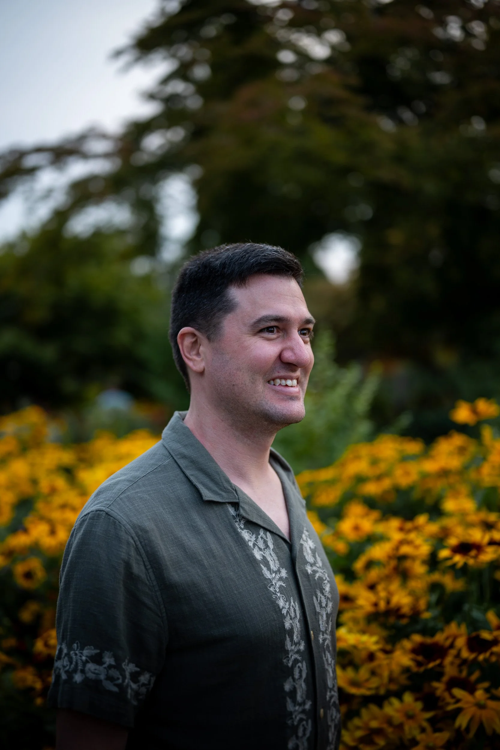 QueenElizabethPark_Engagement_Photographer-0026.jpg
