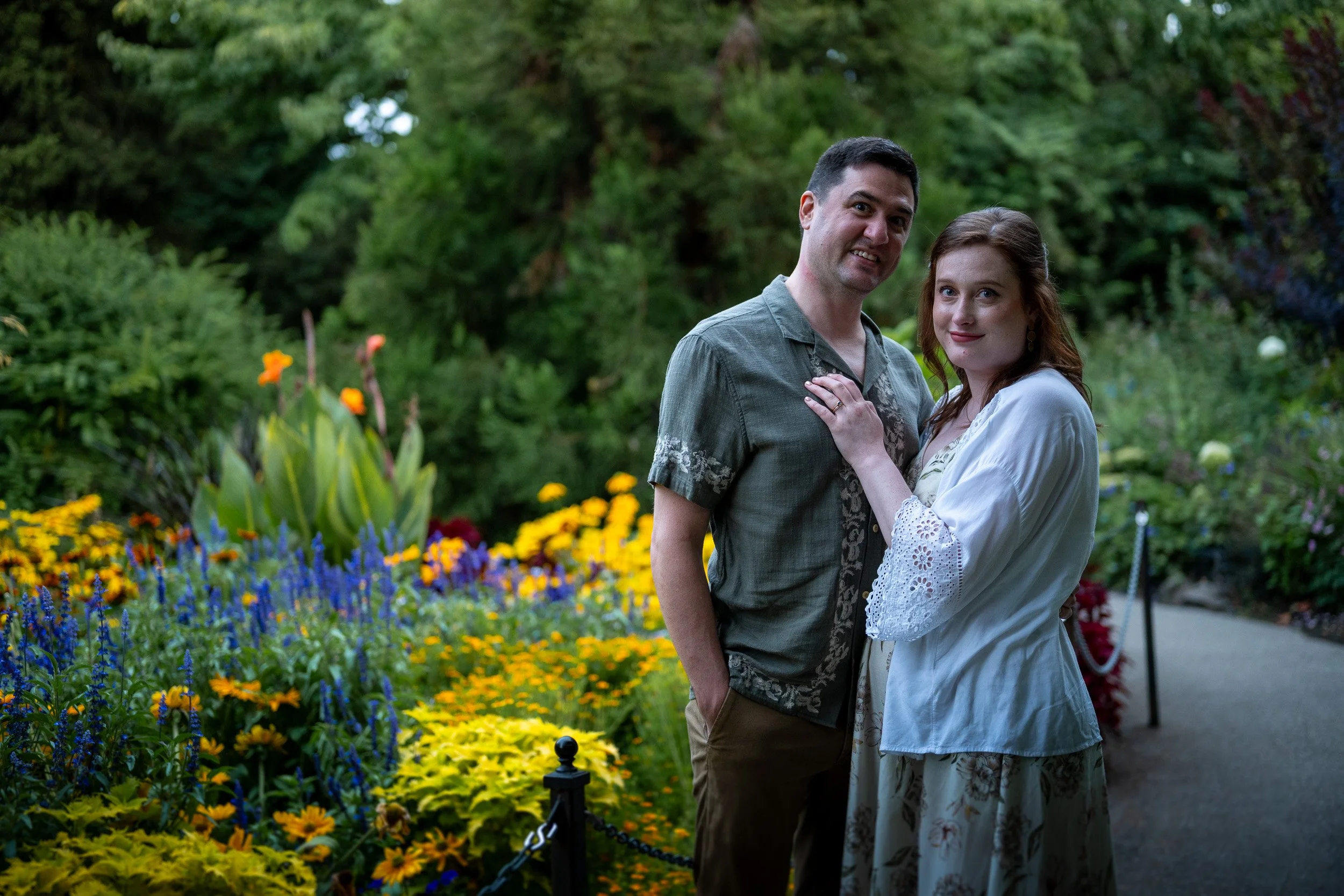 QueenElizabethPark_Engagement_Photographer-0056.jpg