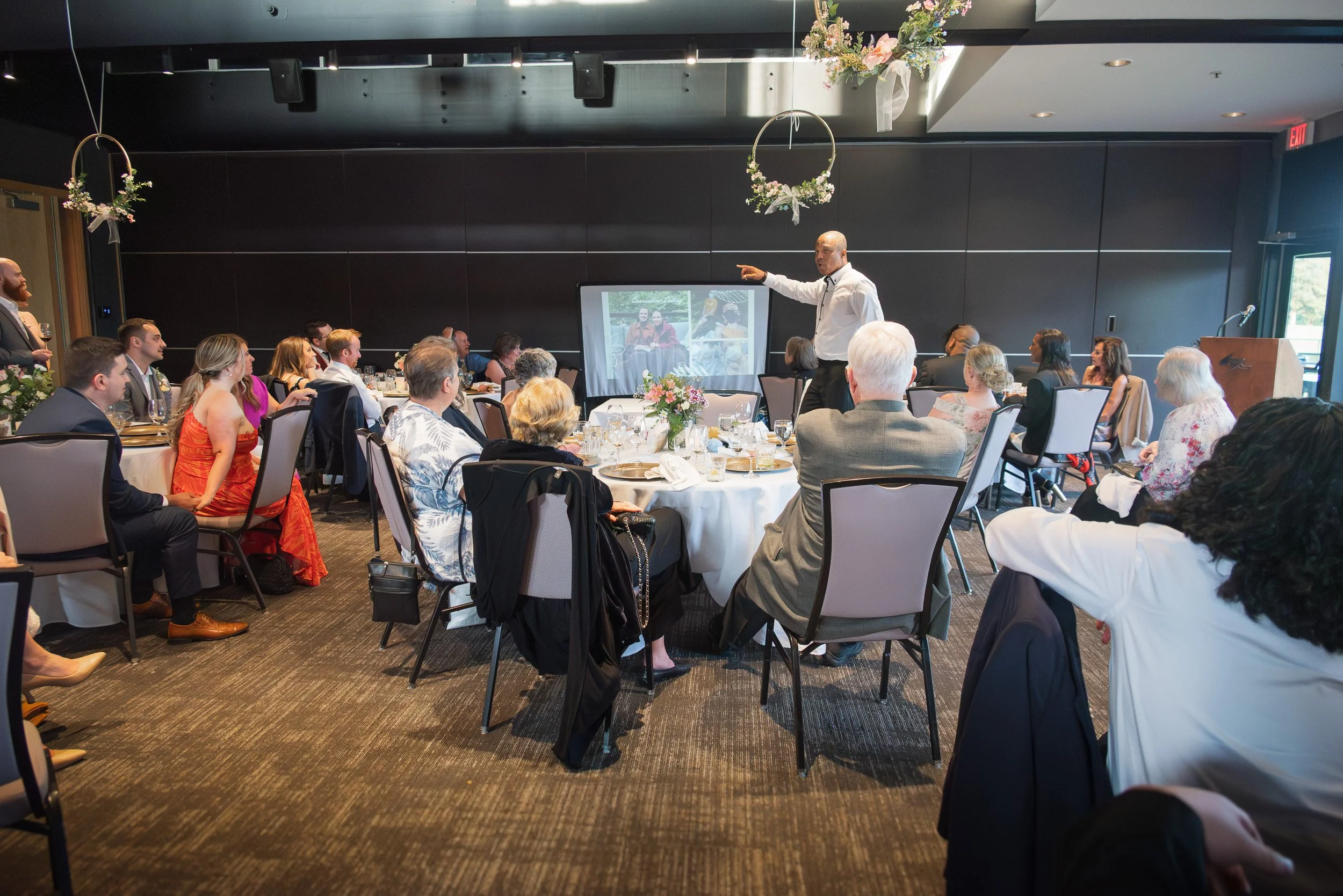 Seymour_GolfandCountryClub_Wedding-0299.jpg