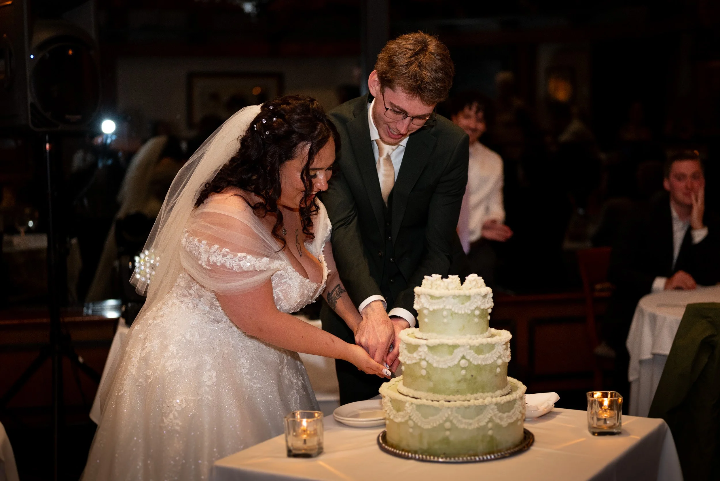 QueenElizabethPark_Wedding_R-0151.jpg