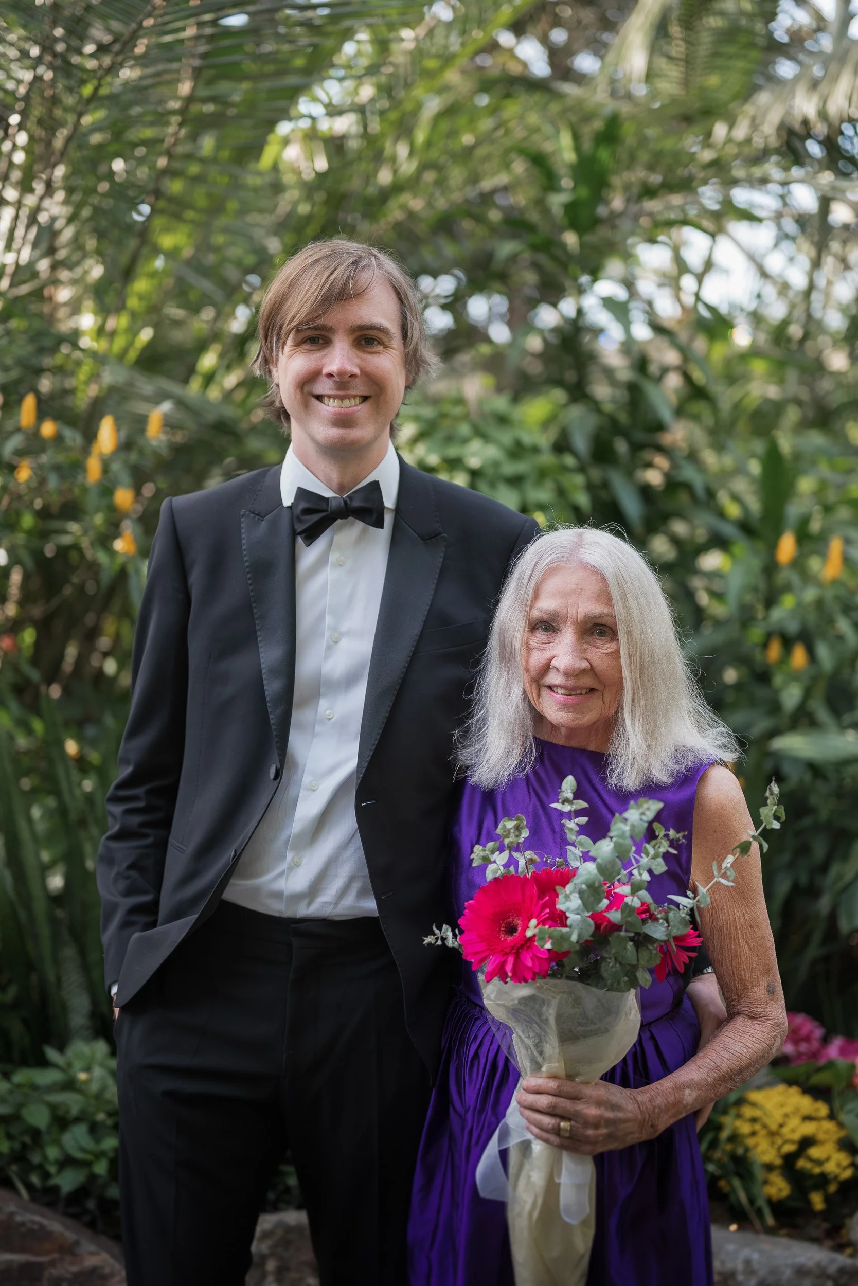 Bloedel_Conservatory_Wedding_Photographer-0222.jpg
