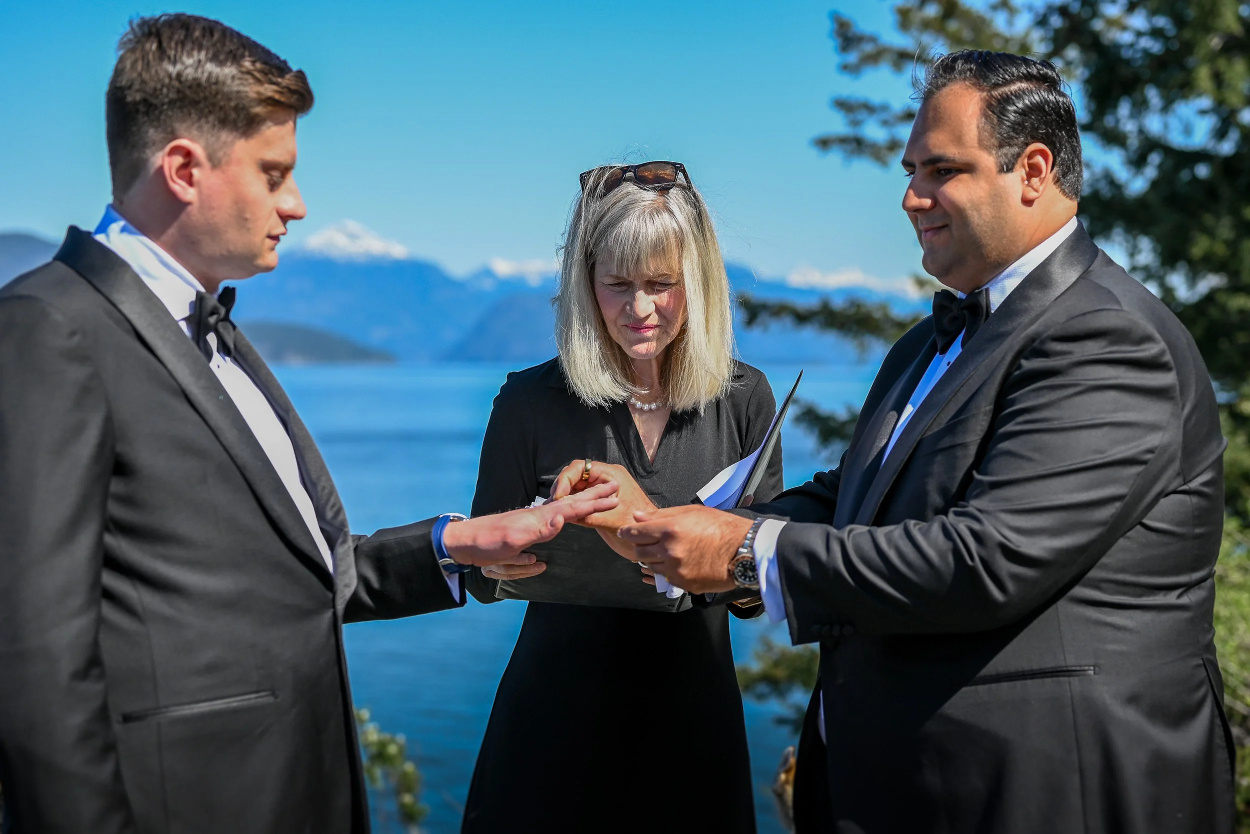 Whytecliff_Park_MicroWedding_Elopement-0054.jpg