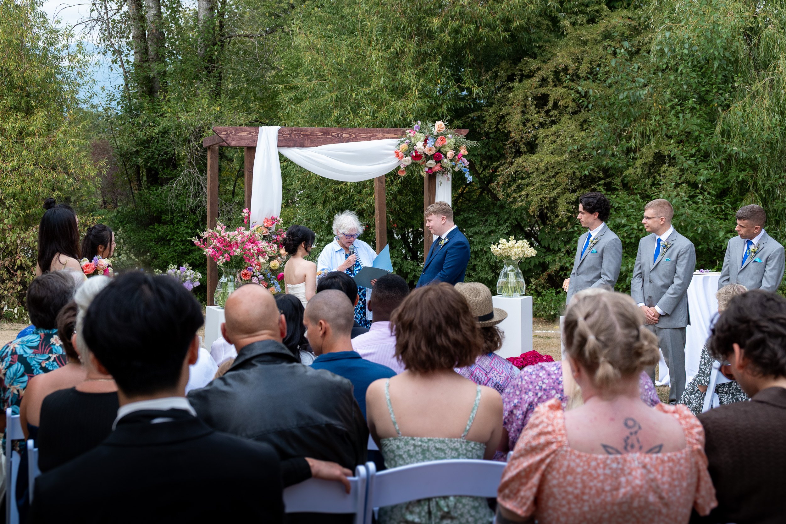 QueenElizabethParkWedding_C-0055.jpg