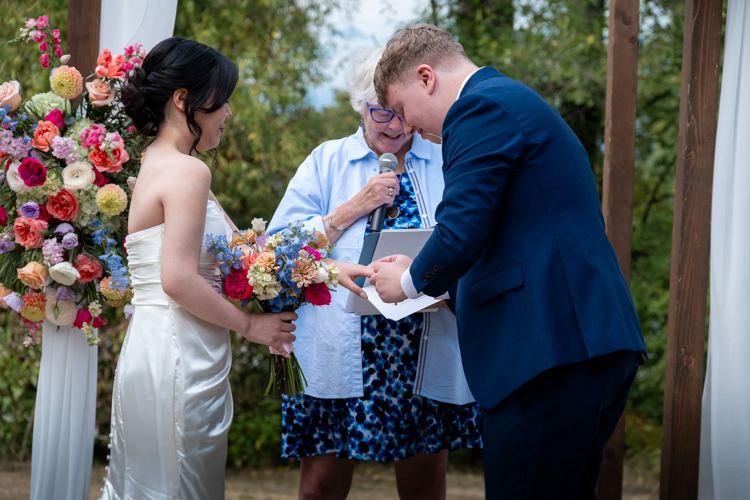 QueenElizabethParkWedding_C-0116.jpg