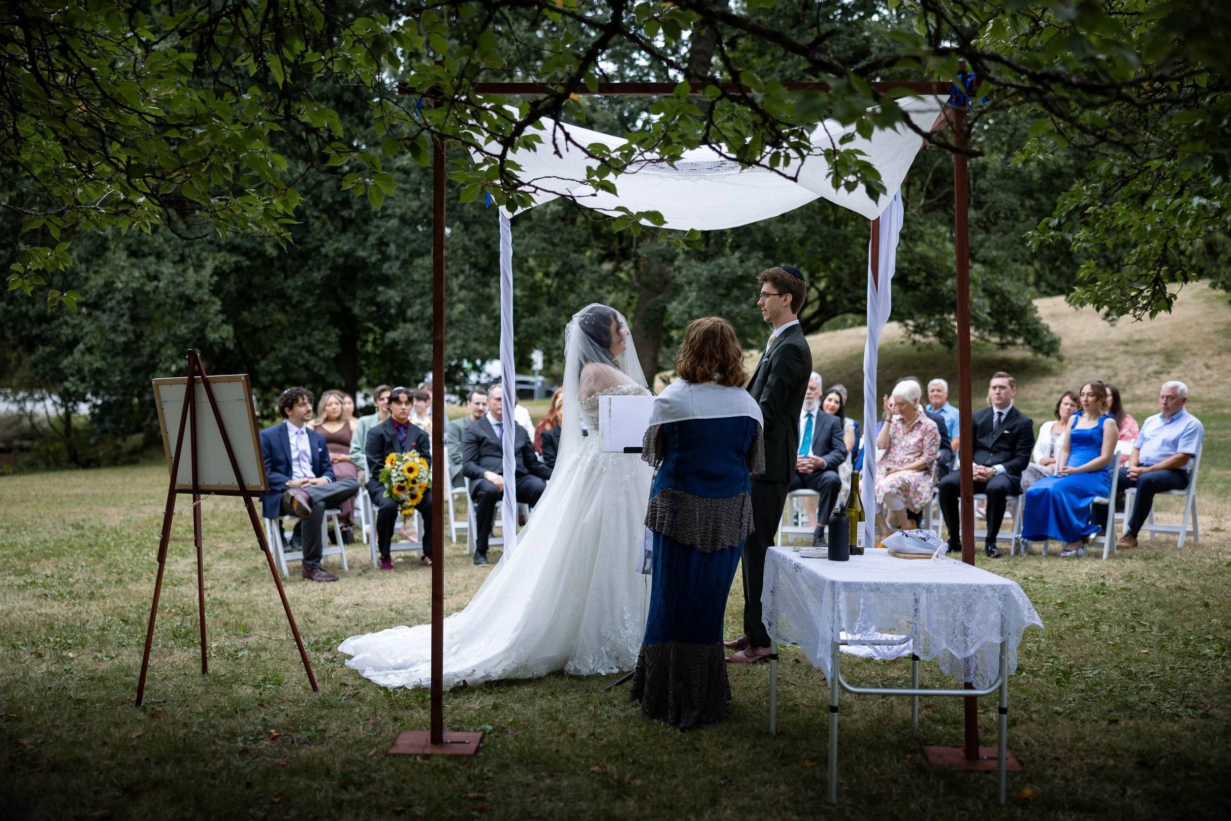 QueenElizabethPark_Wedding_C-0025.jpg